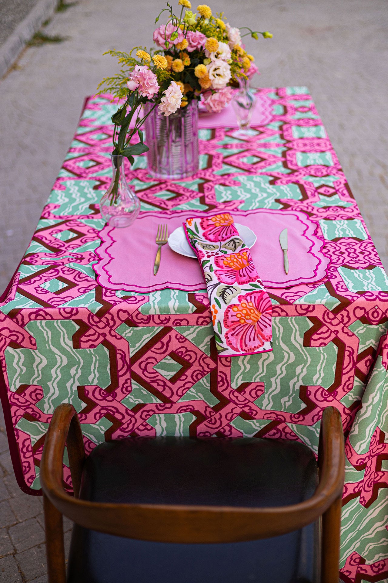 Mystical Garden Masa Örtüsü