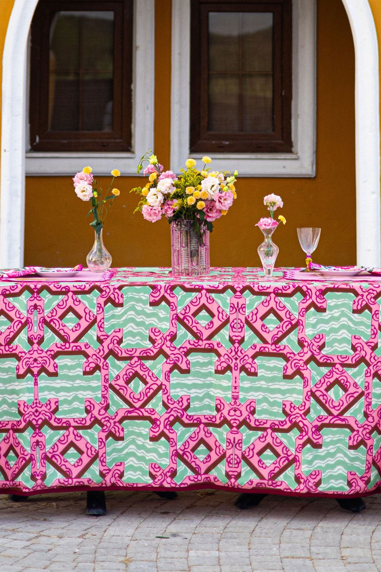 Mystical Garden Masa Örtüsü