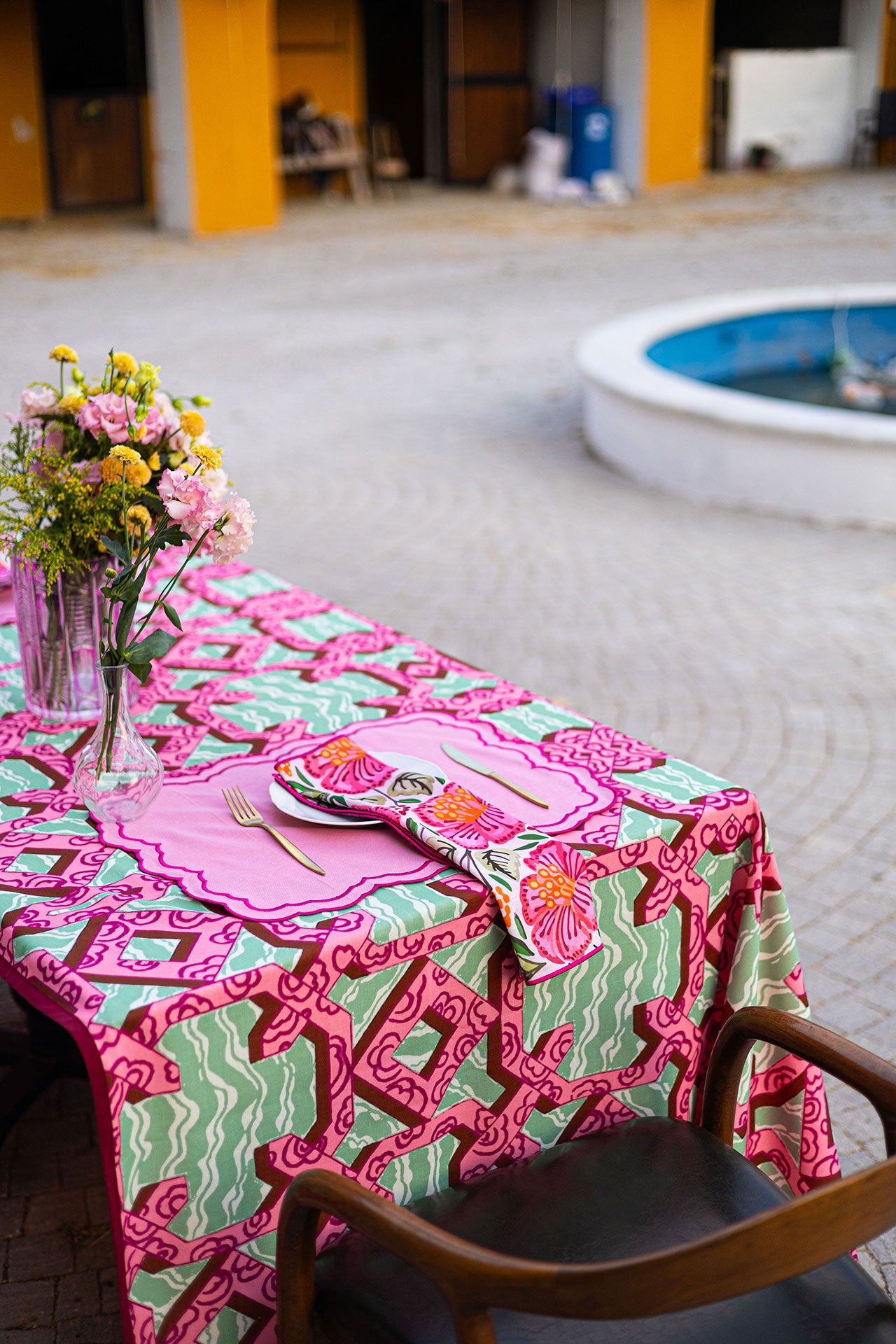 Mystical Garden Masa Örtüsü