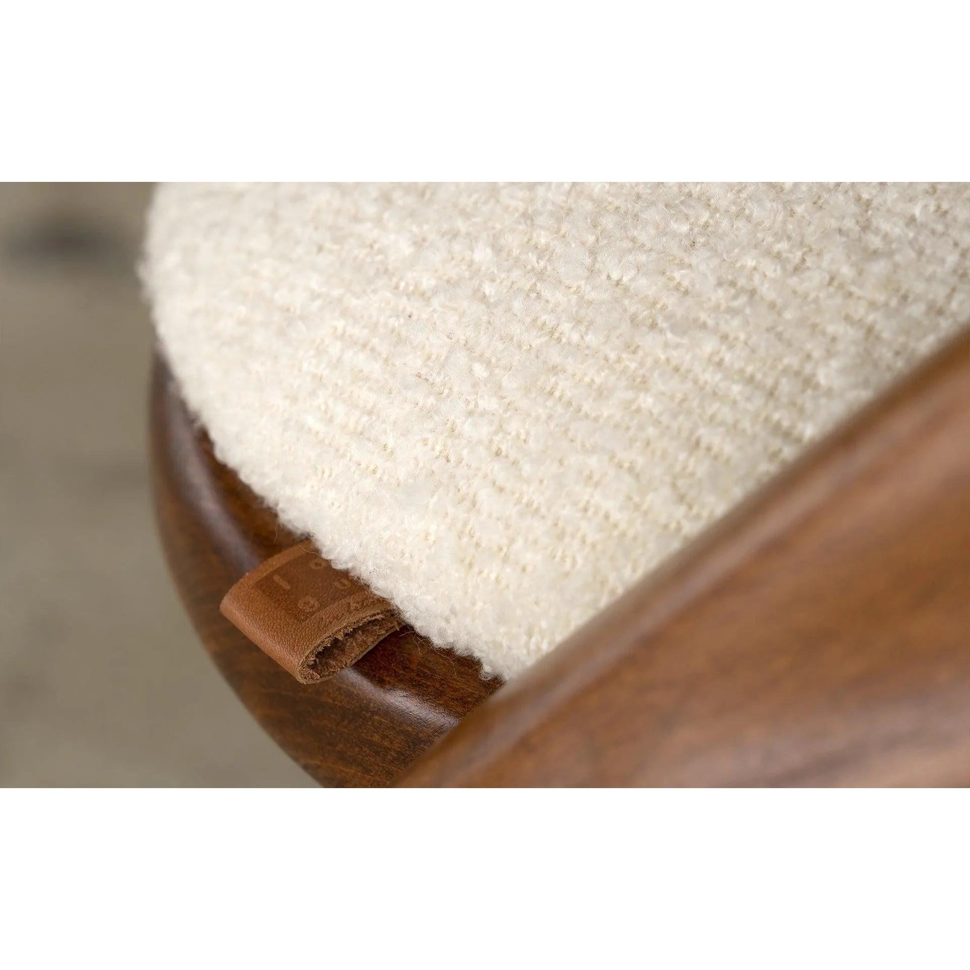 Nana Gürgen Ahşap Sandalye Büyük