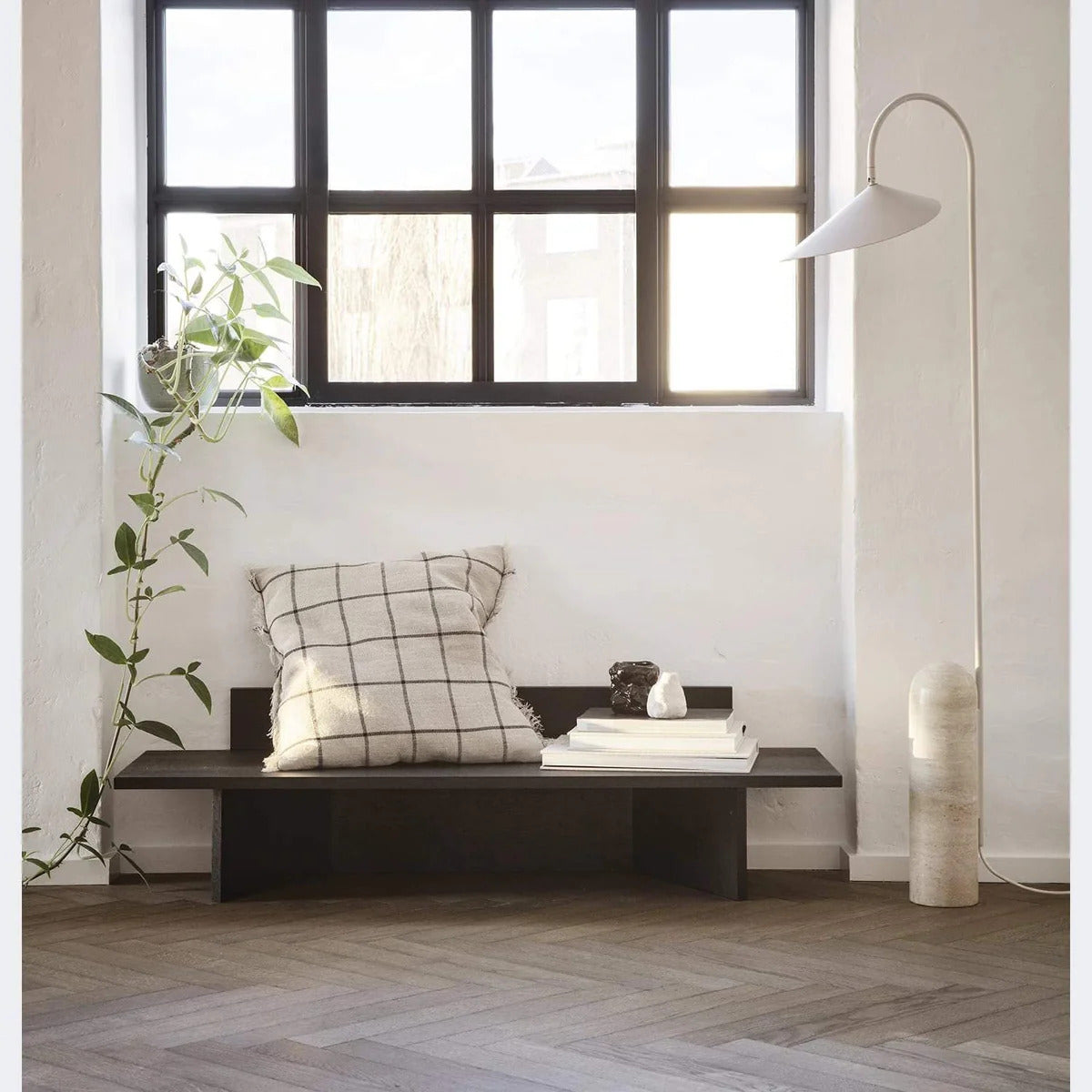 No:1 Bench Bank