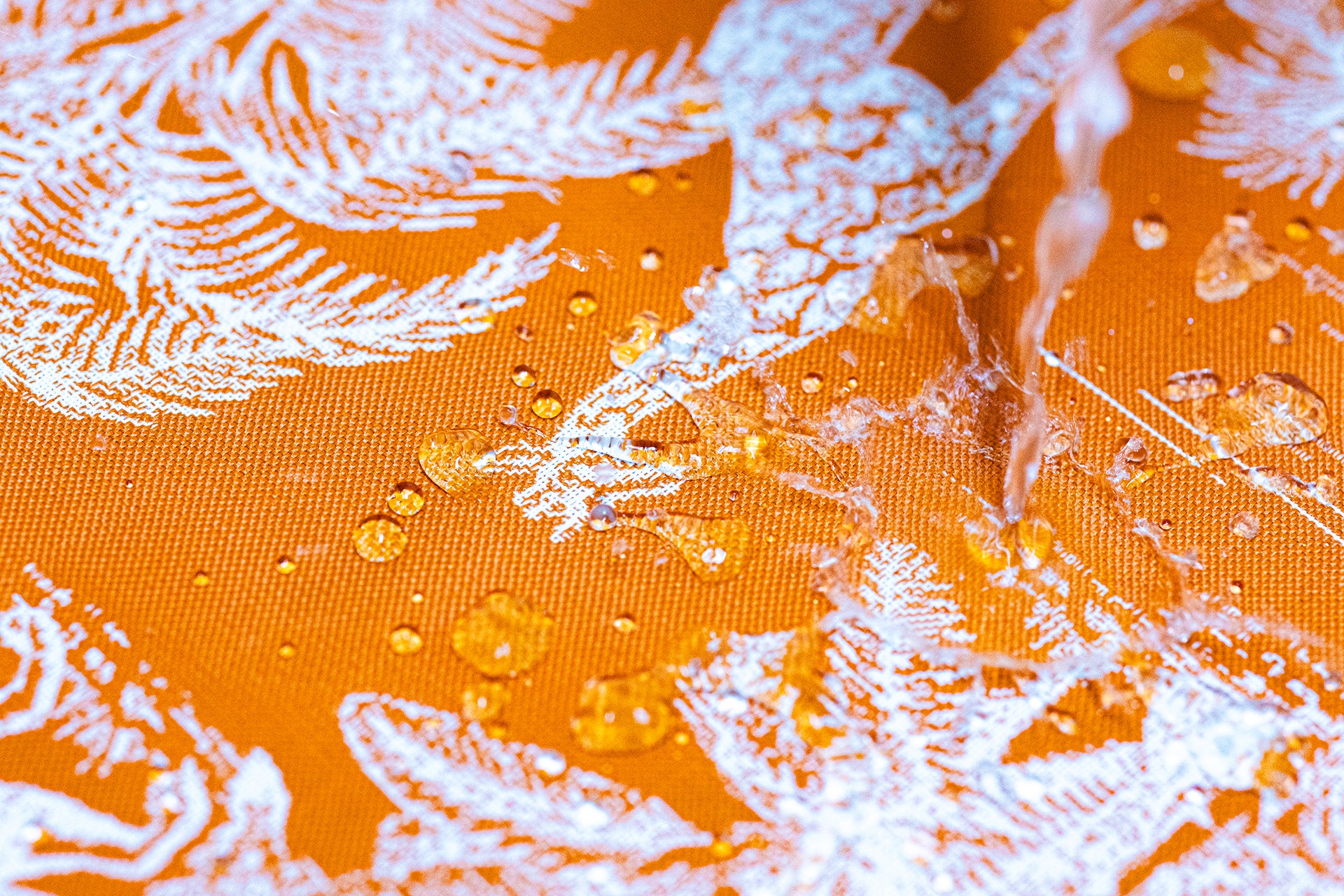 Noc Majorella Turuncu Masa Örtüsü (Çift Taraflı)