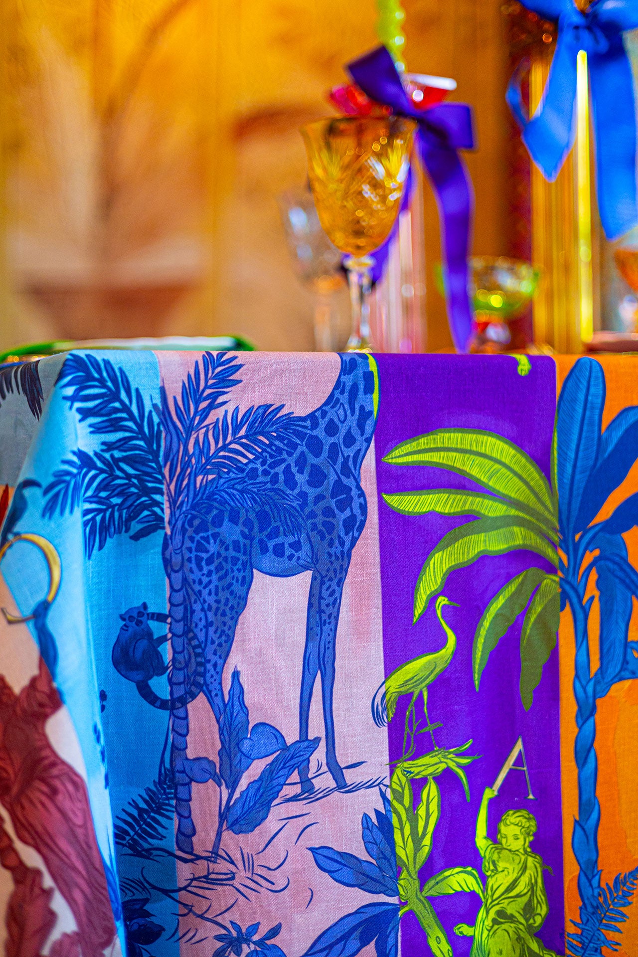 Noc Signature Masa Örtüsü