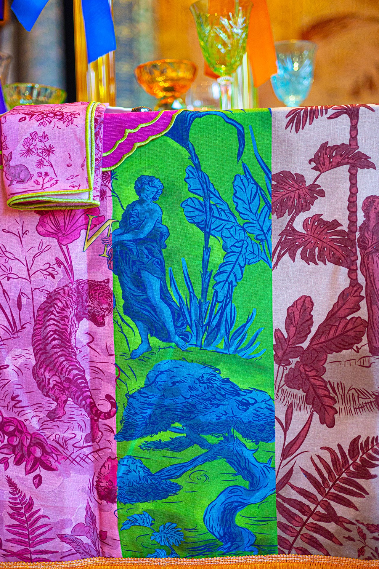 Noc Signature Masa Örtüsü