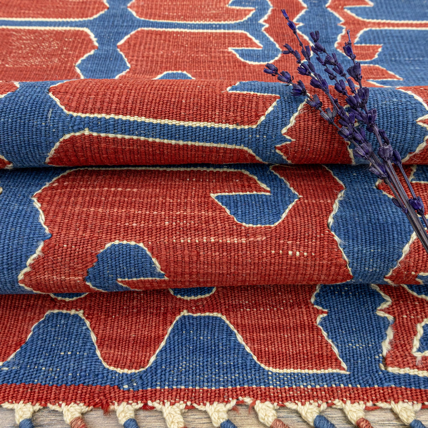 Nova El Dokuma Kırmızı Yüncü Kilim 132X174 Cm