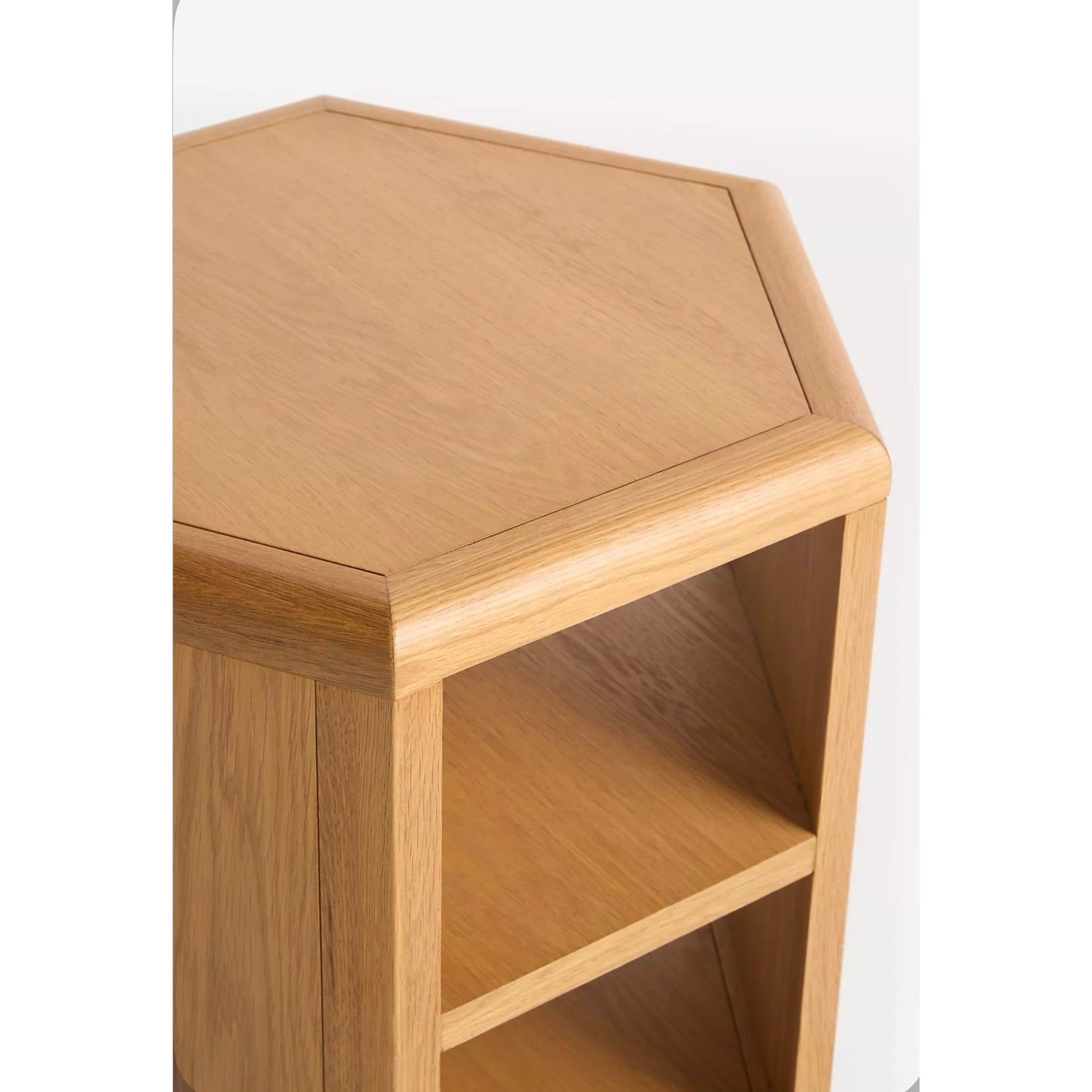 Nuvia Ahşap Komodin