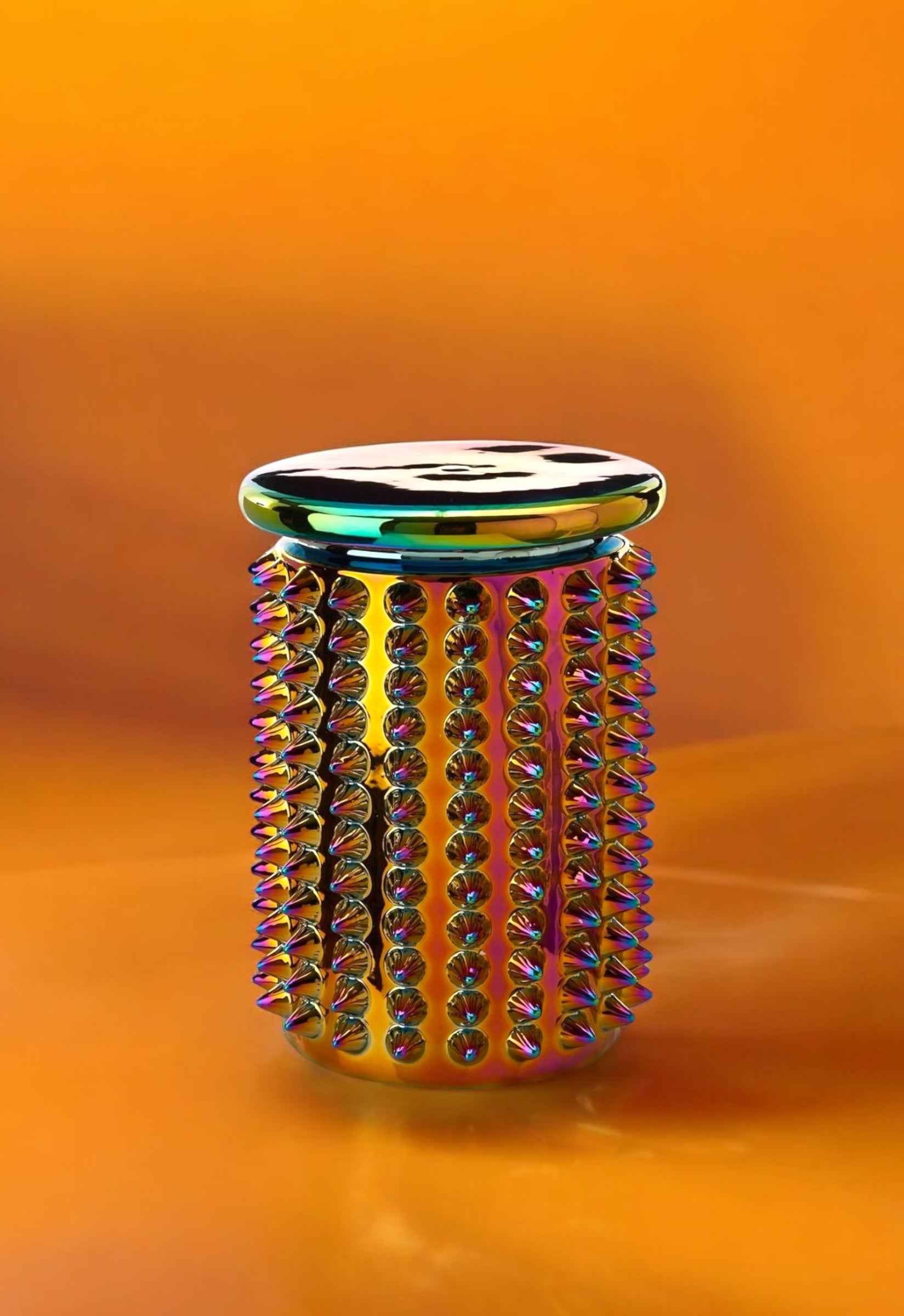 Oily Spikes Tabure