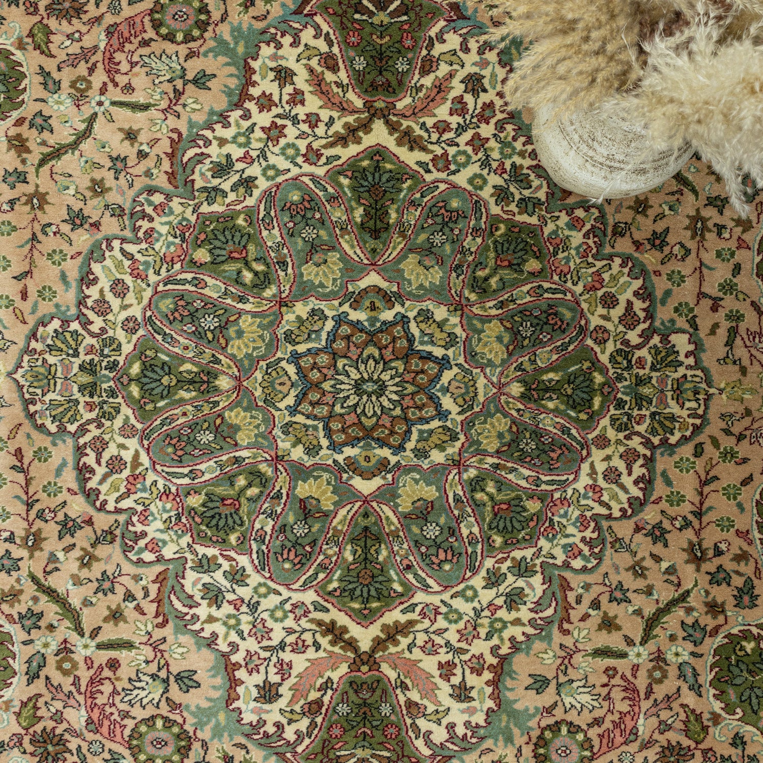 Olivia Madalyon Tasarımlı El Dokuma Halı 206x309 cm