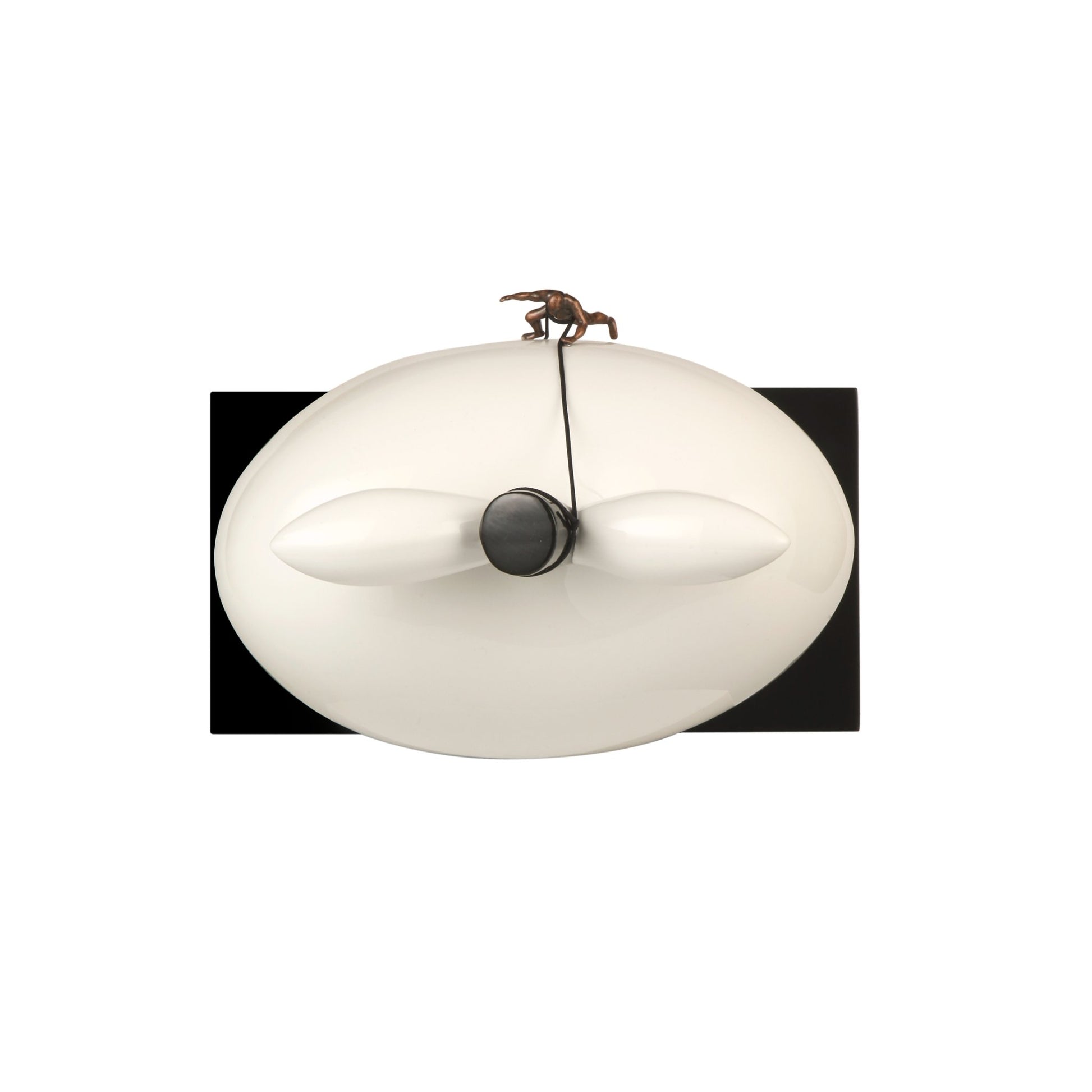 On the Way to Success ! Limited Edition Figur - Studio 8 - Art & Apple Koleksiyonu