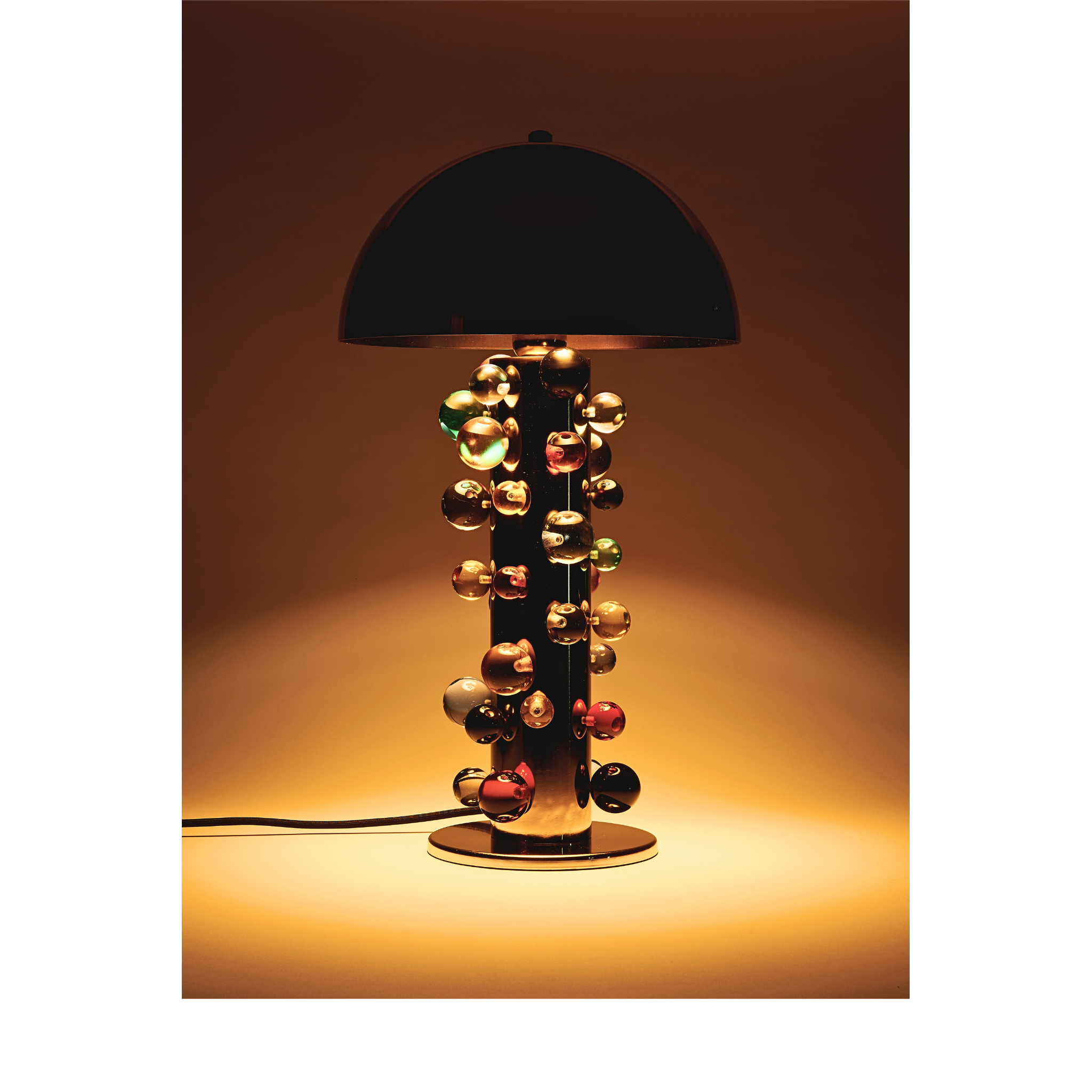 Orora Renkli Cam Detaylı Gold Metal Masa Lambası