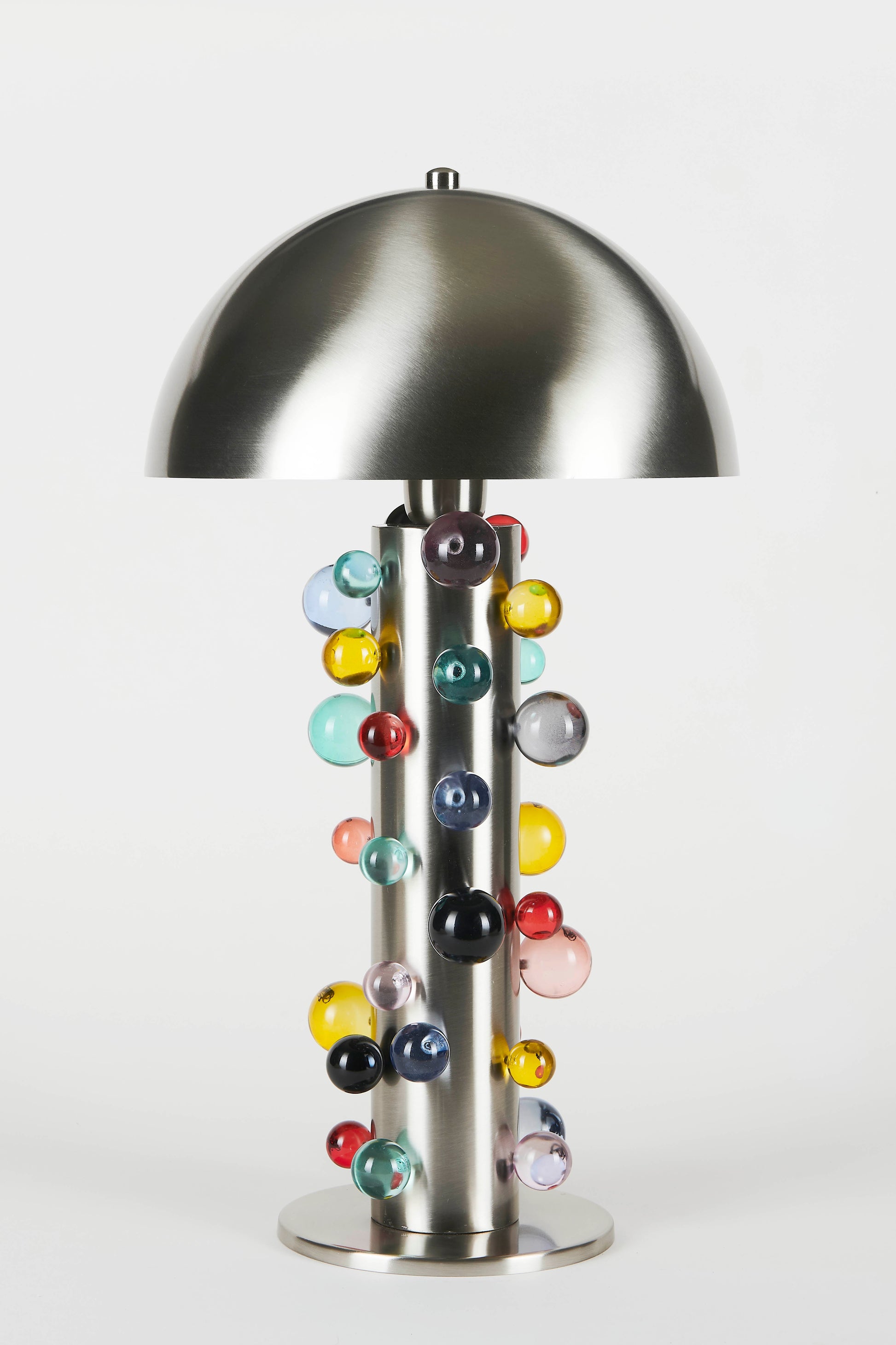 Orora Renkli Cam Detaylı Mat Krom Metal Masa Lambası