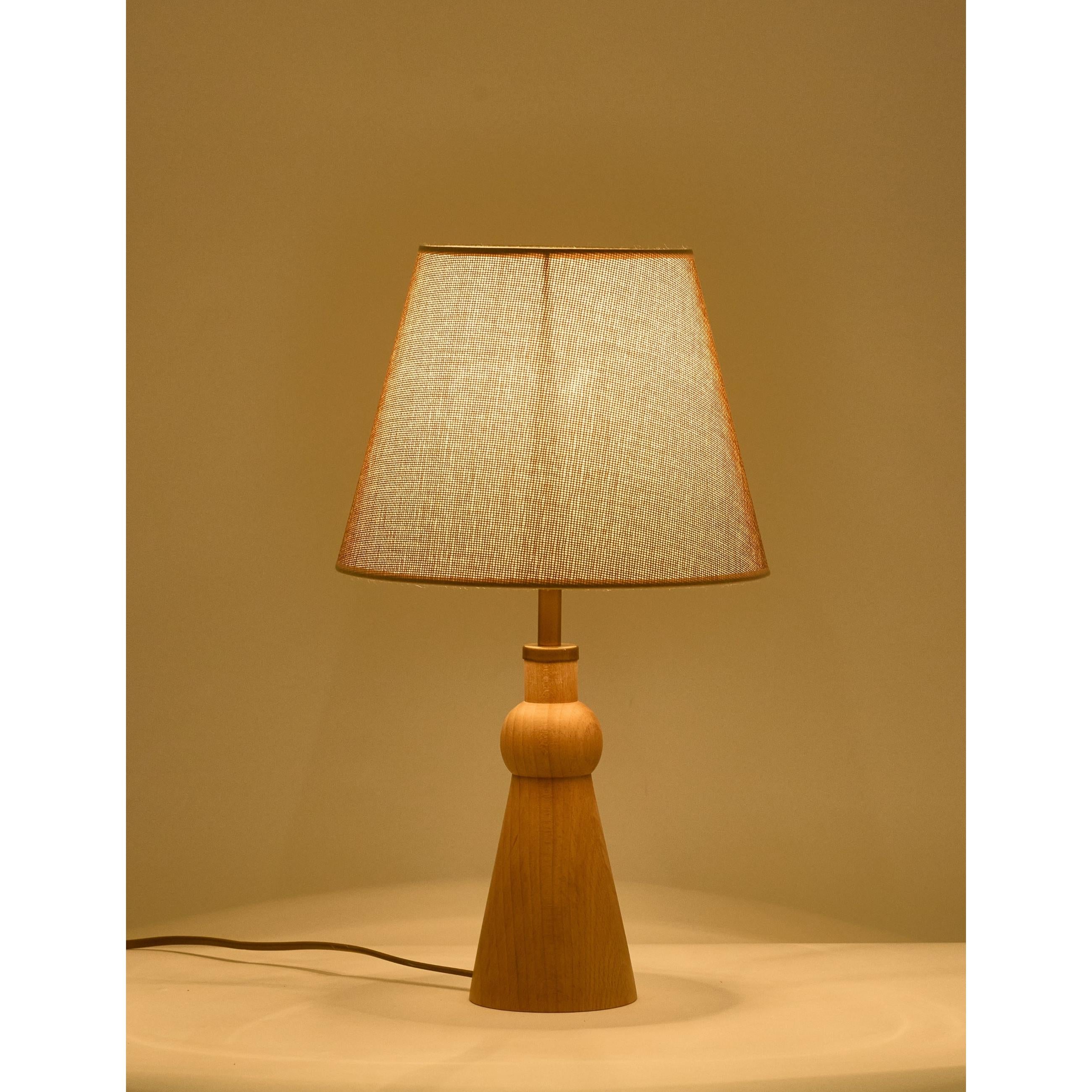 Oslo Kumaş Şapkalı Ahşap Abajur