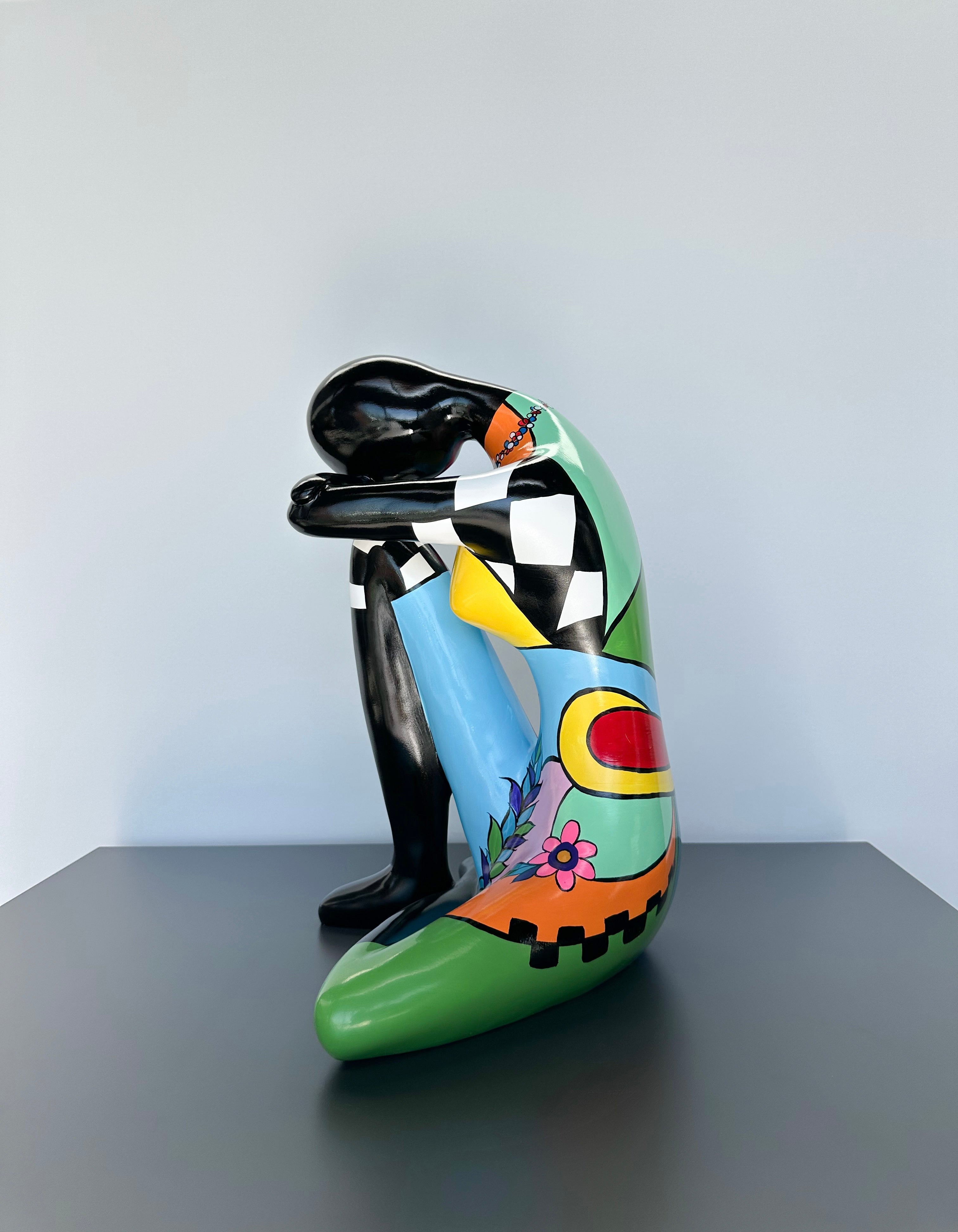 Oturan Kadın Dekoratif Obje