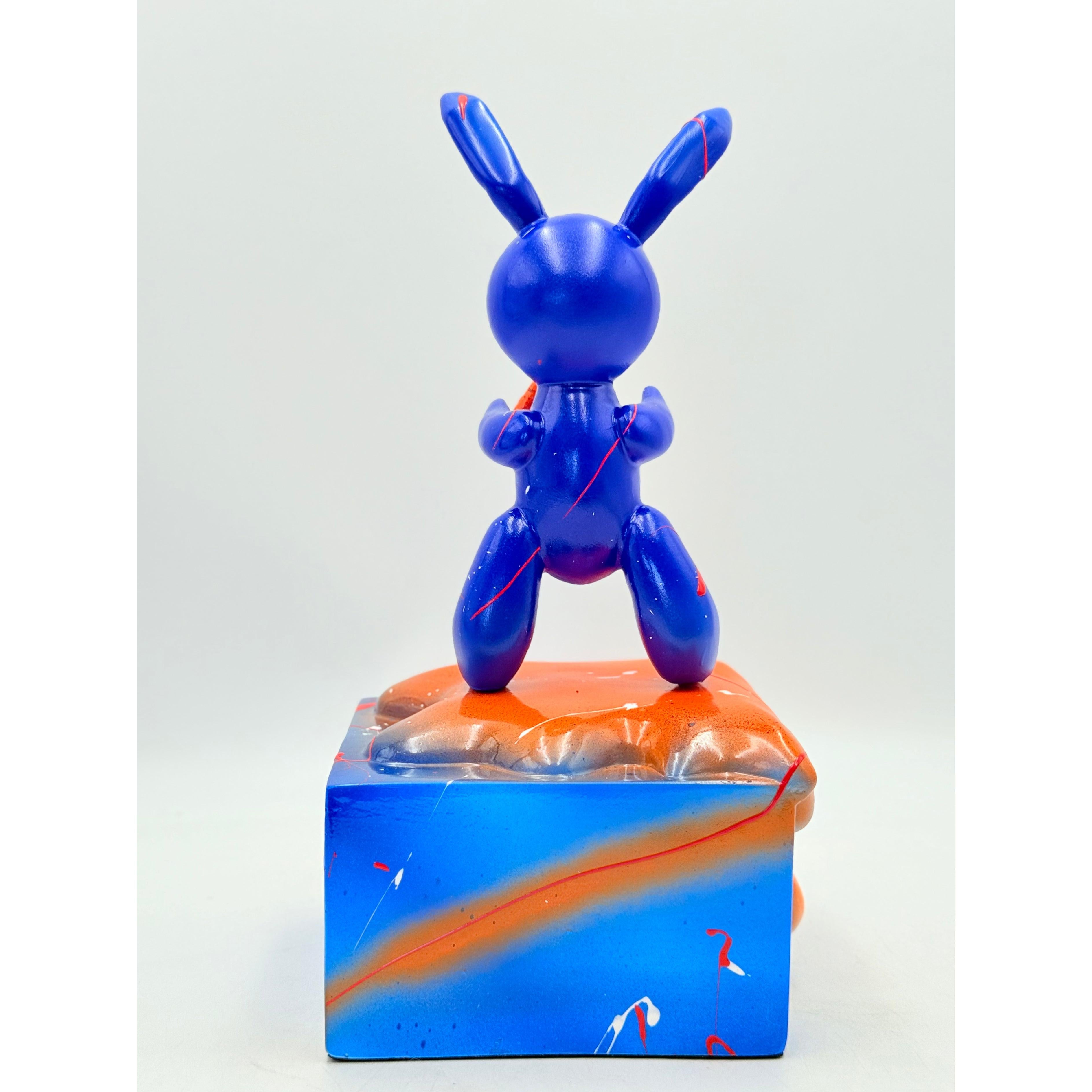 Özel Tasarım Mavi Balon Tavşan Heykeli