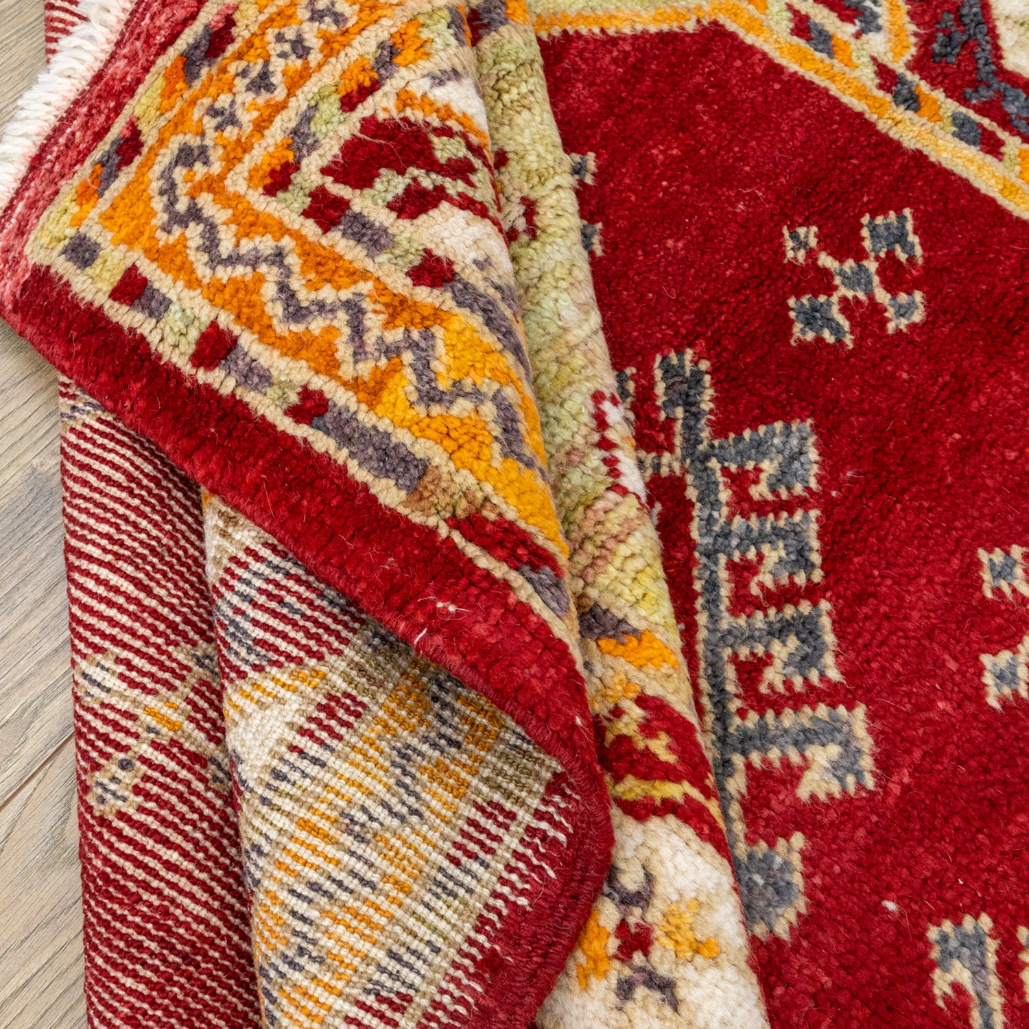 Palas Etnik Desenli El Dokuma Yün Tülü Halı 141x169 cm-Kilim & Halı-Soho Antiq-NowShopFun