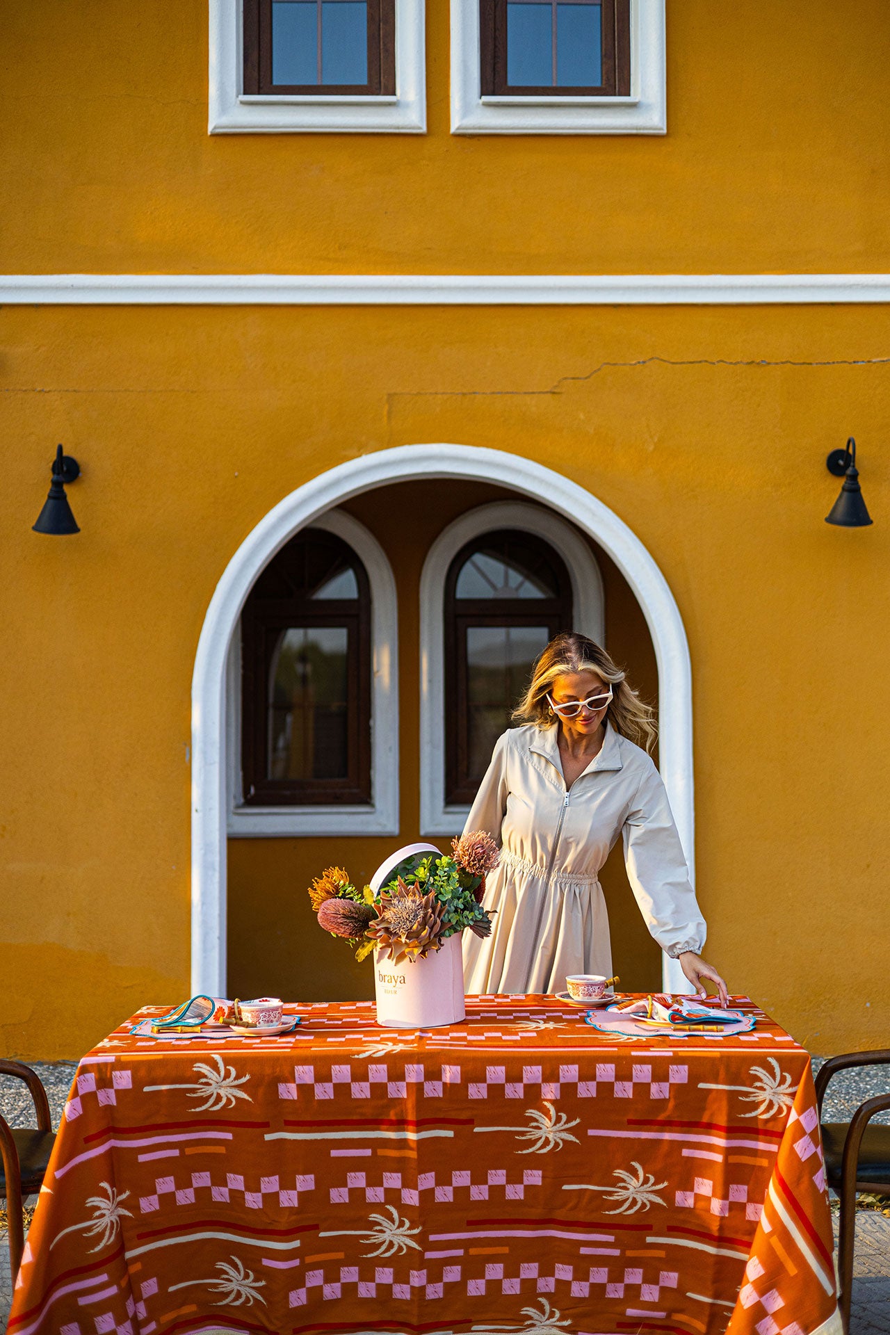 Palms & Sands Masa Örtüsü