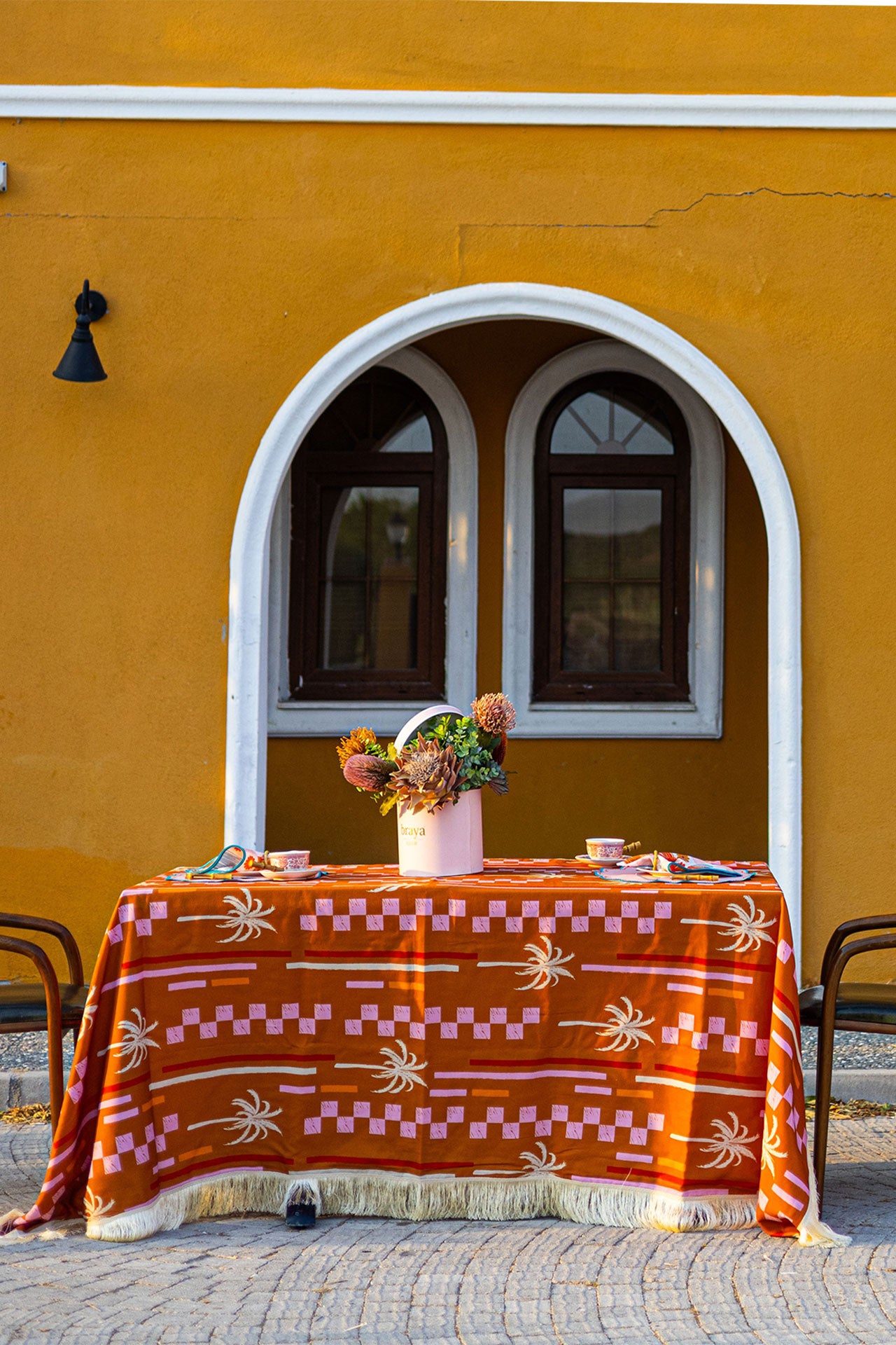 Palms & Sands Masa Örtüsü