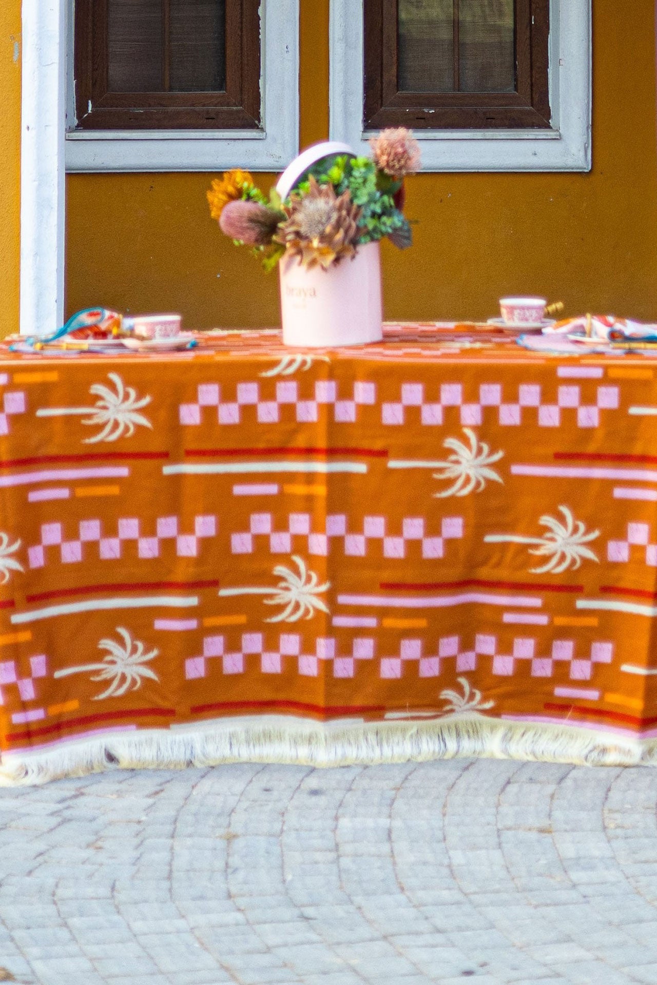 Palms & Sands Masa Örtüsü