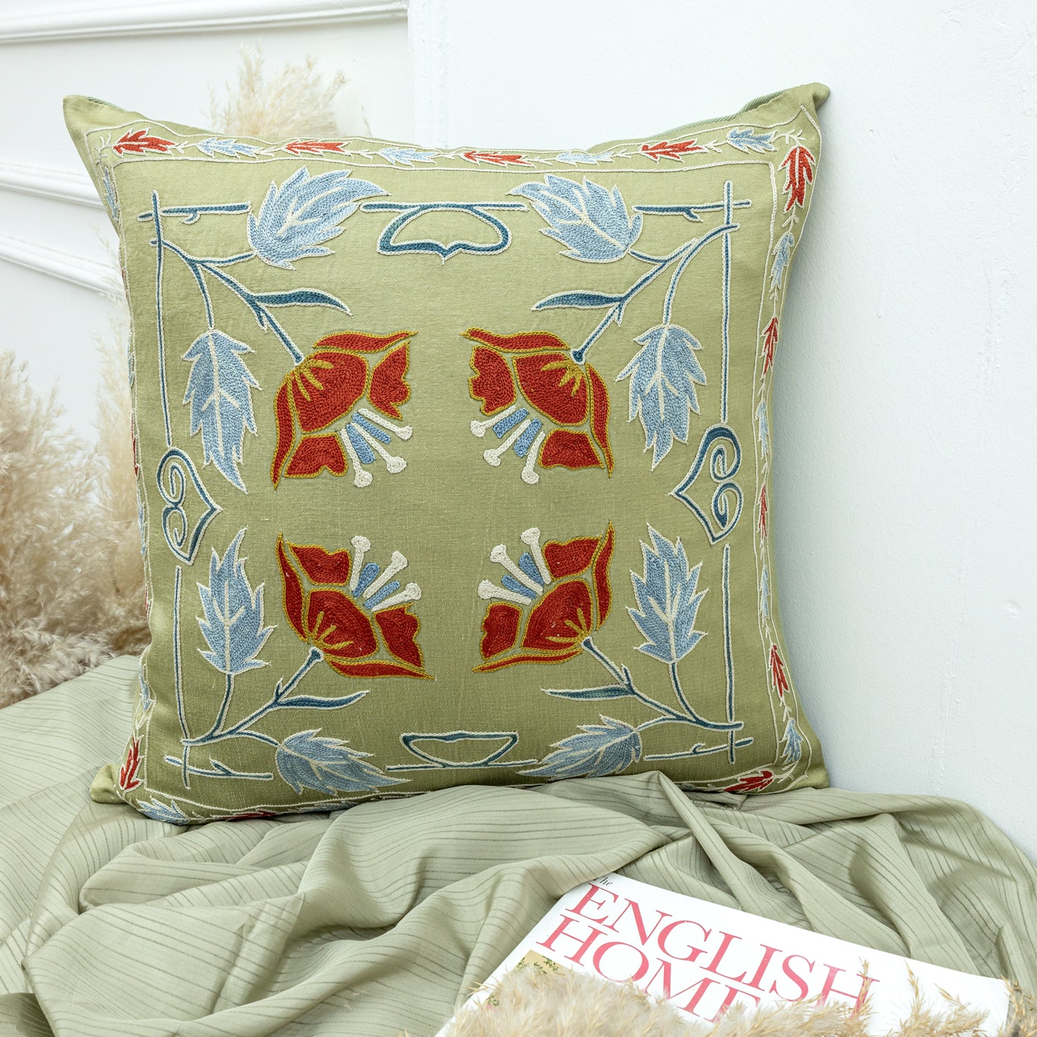Pamir Çiçek Desenli Kırlent 50x50 cm-Yastık & Kırlent-Soho Antiq-NowShopFun