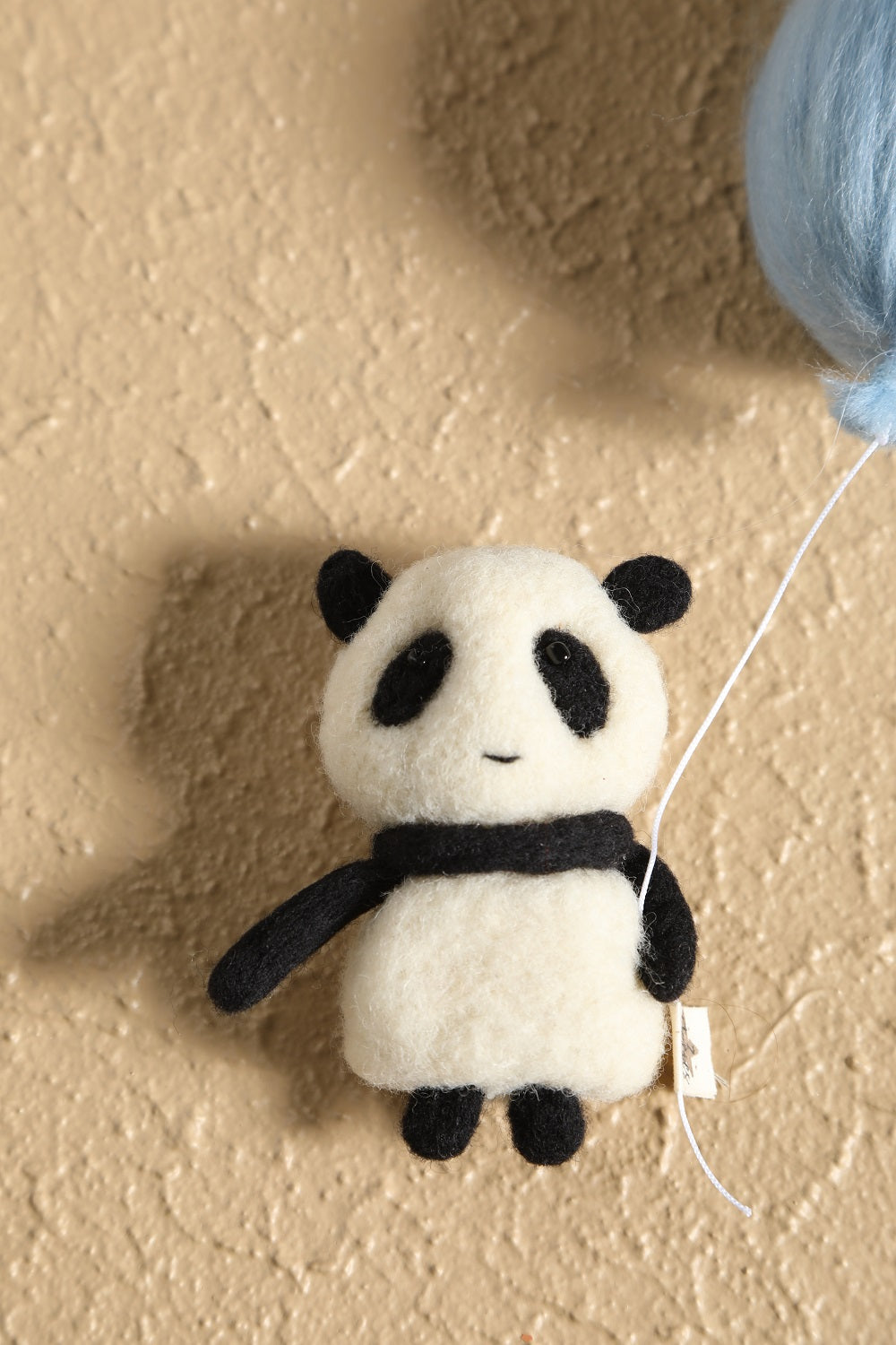 Panda'nın Mavi Balon Düşü Duvar Süsü