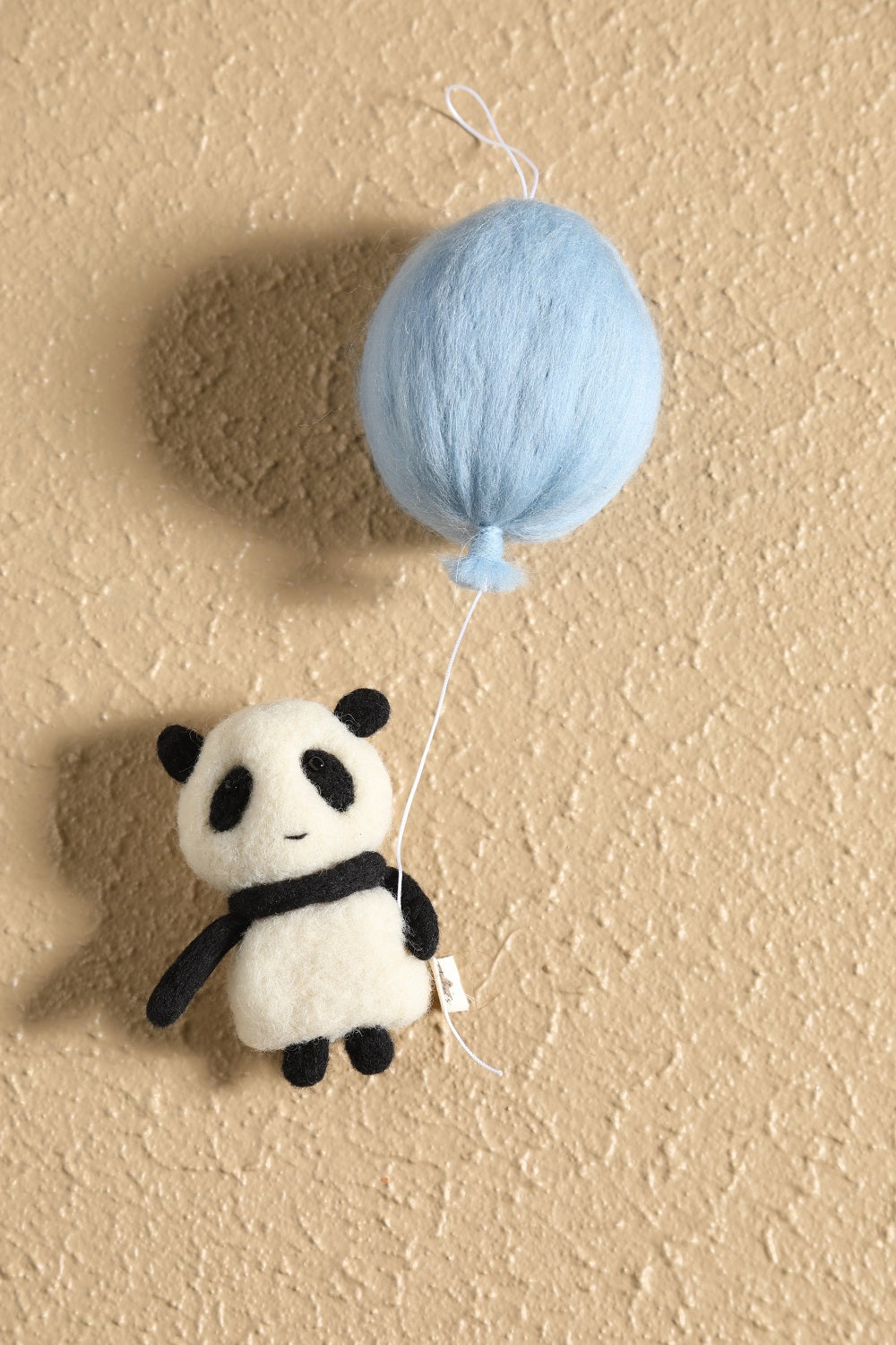 Panda'nın Mavi Balon Düşü Duvar Süsü