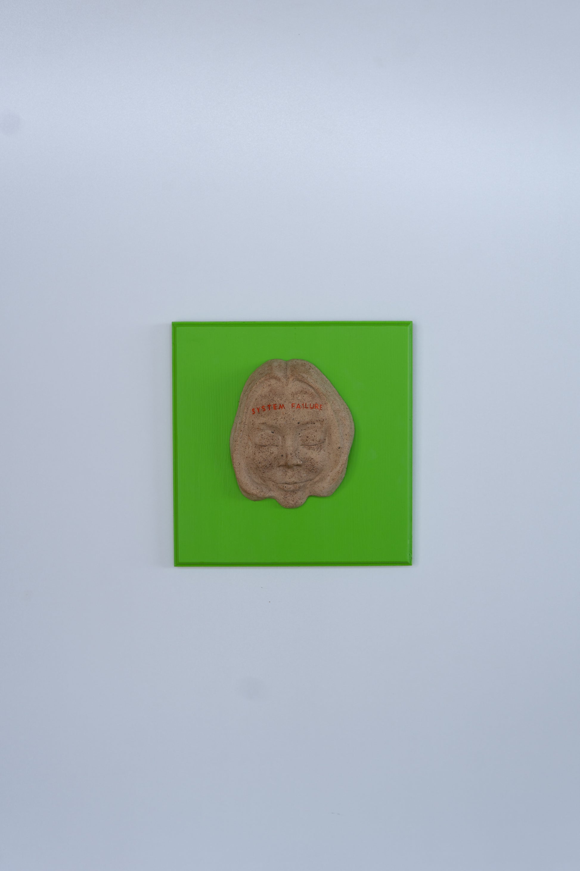 Parlak Yeşil Dopamin Dekor Seramik Duvar Panosu System Failure