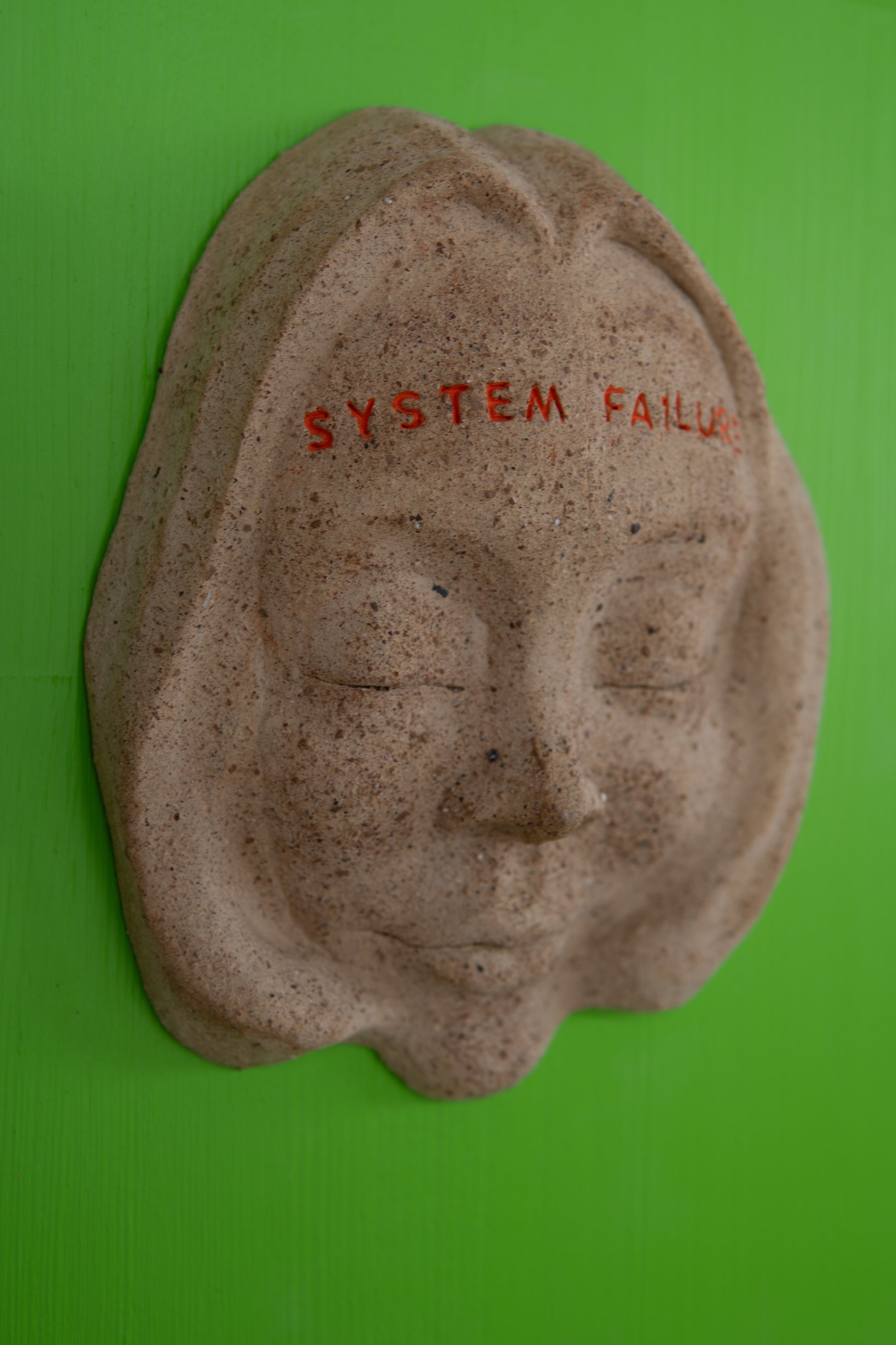 Parlak Yeşil Dopamin Dekor Seramik Duvar Panosu System Failure