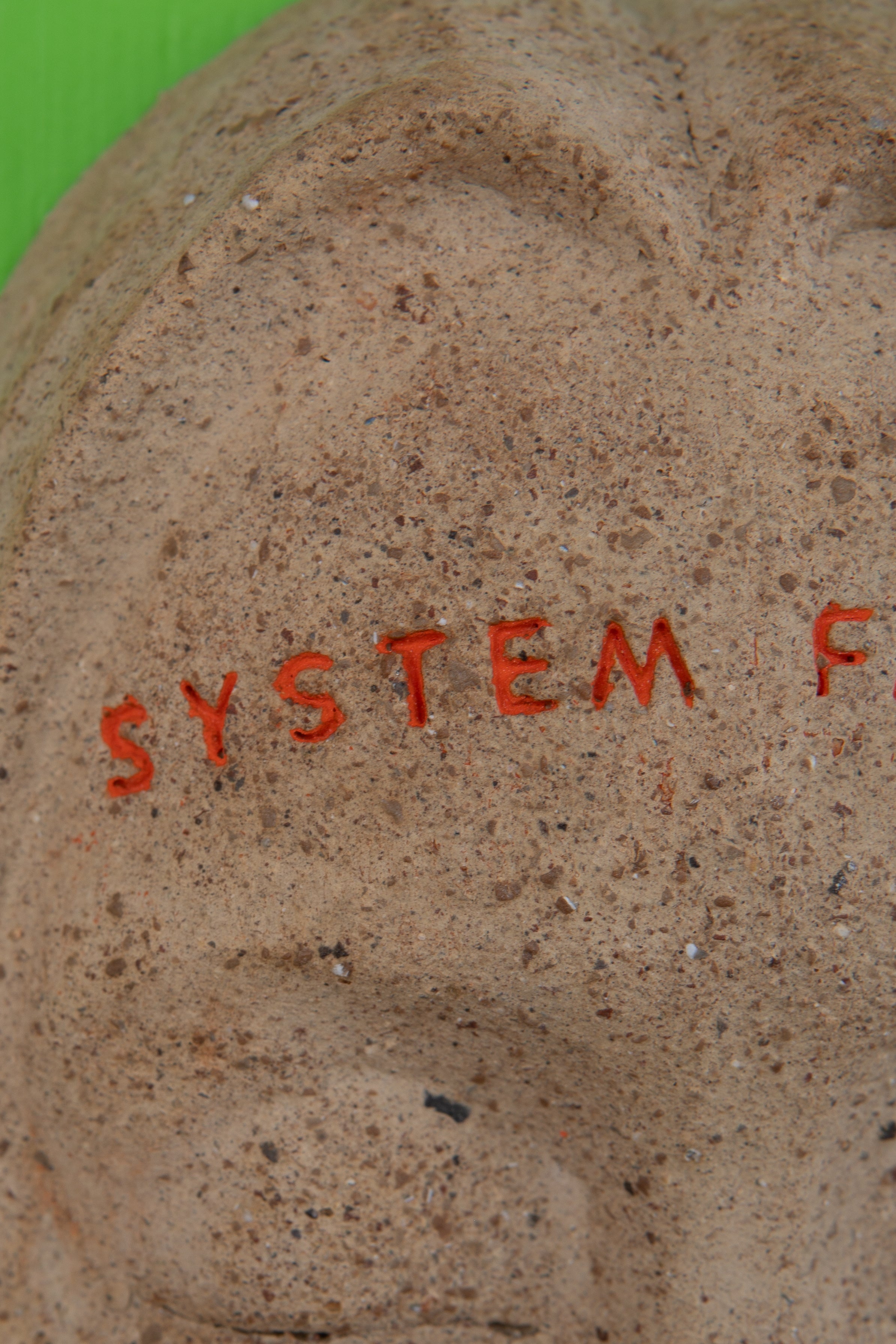 Parlak Yeşil Dopamin Dekor Seramik Duvar Panosu System Failure