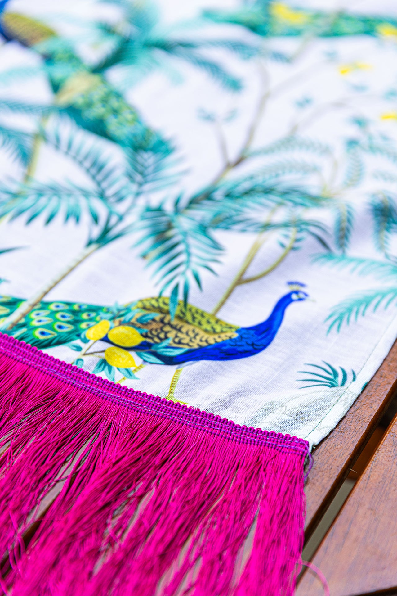 Peacock Grace Runner