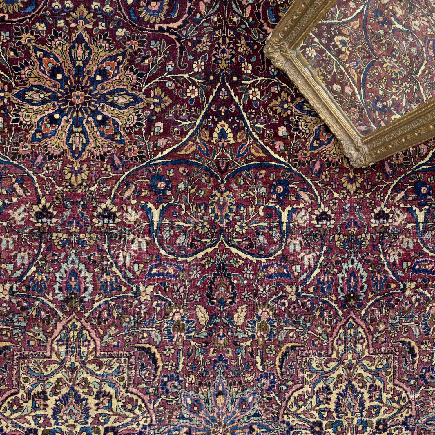 Pedram Geleneksel İran Desenli Yalı Halısı 352x489 cm