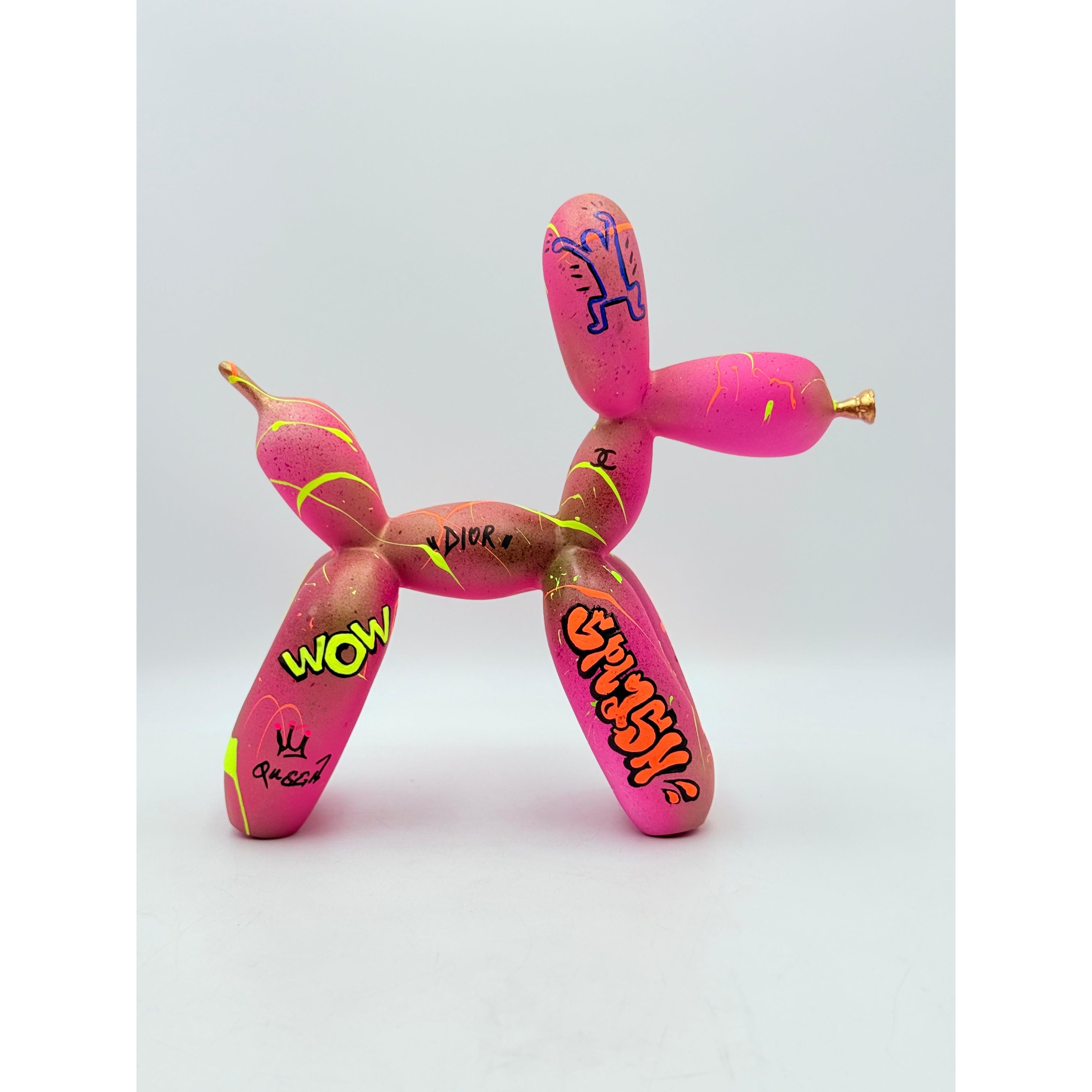 Pembe “Follow Your Dreams” Balon Köpek Heykeli