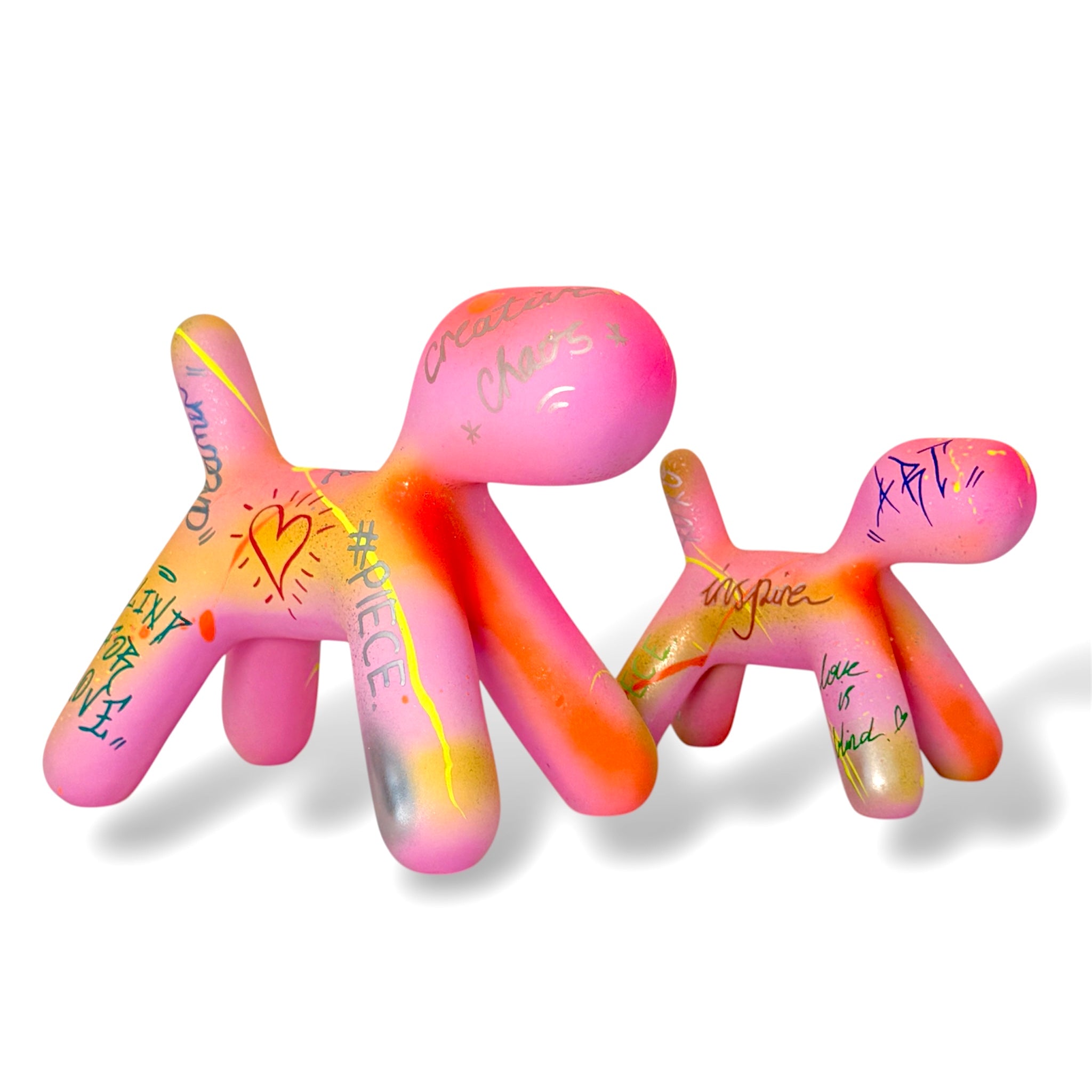 Pembe Puppy Heykel Seti – Graffiti Pop Art Temalı 2’Li Soyut Köpek Heykeli