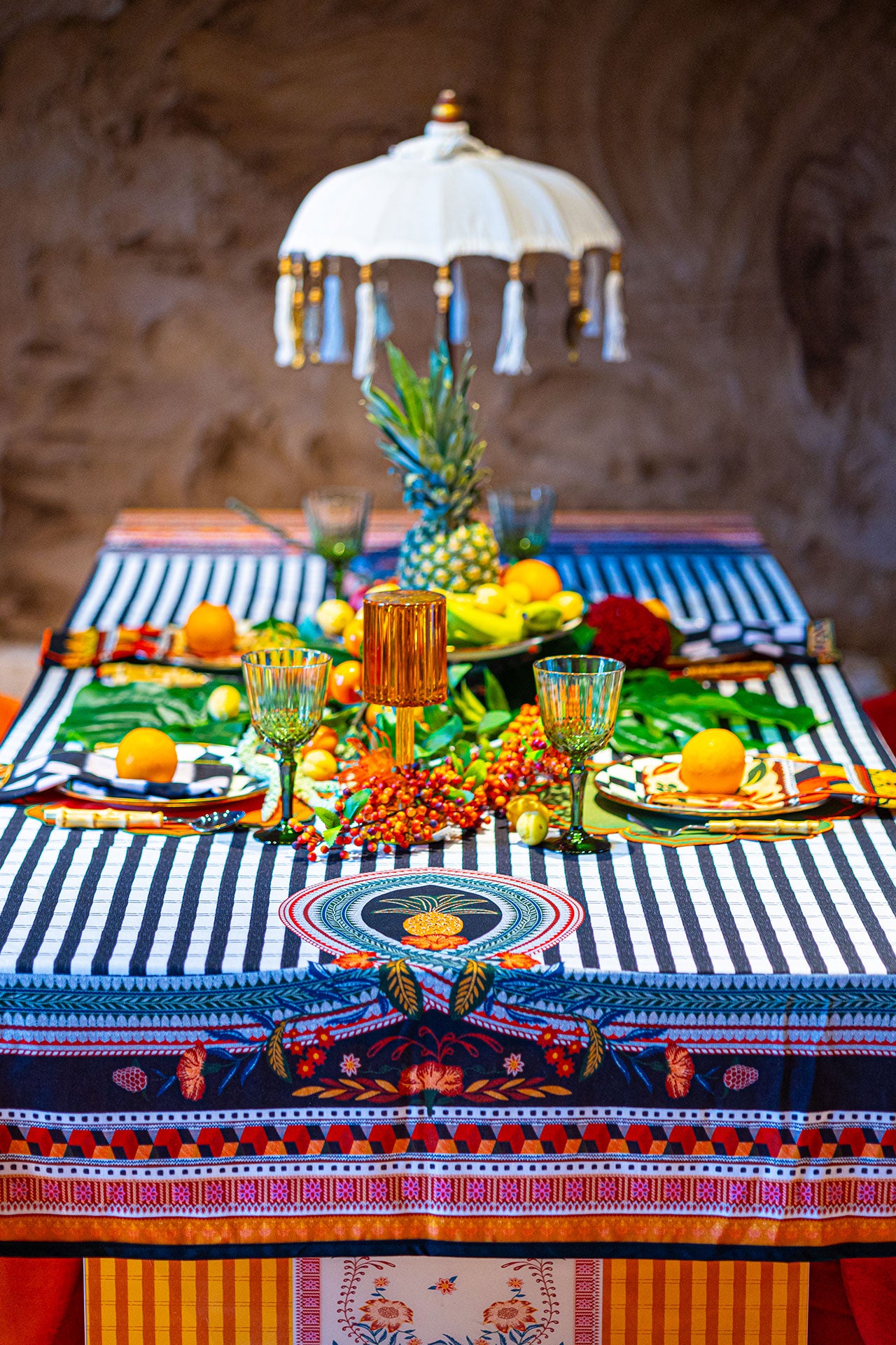 Pine & Line Masa Örtüsü