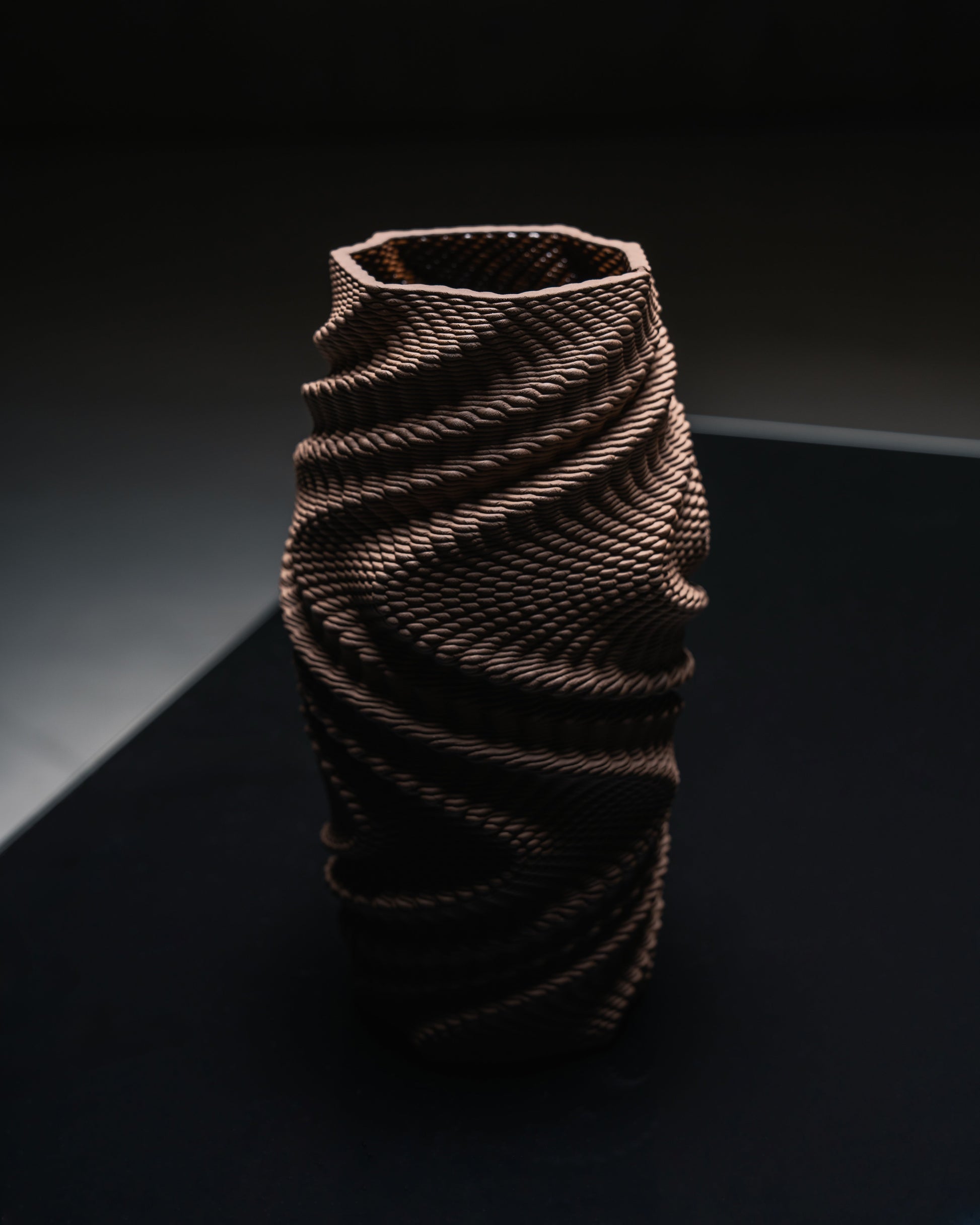 Puncta (I) Seramik Vazo-Vazo-Deramic Design-NowShopFun