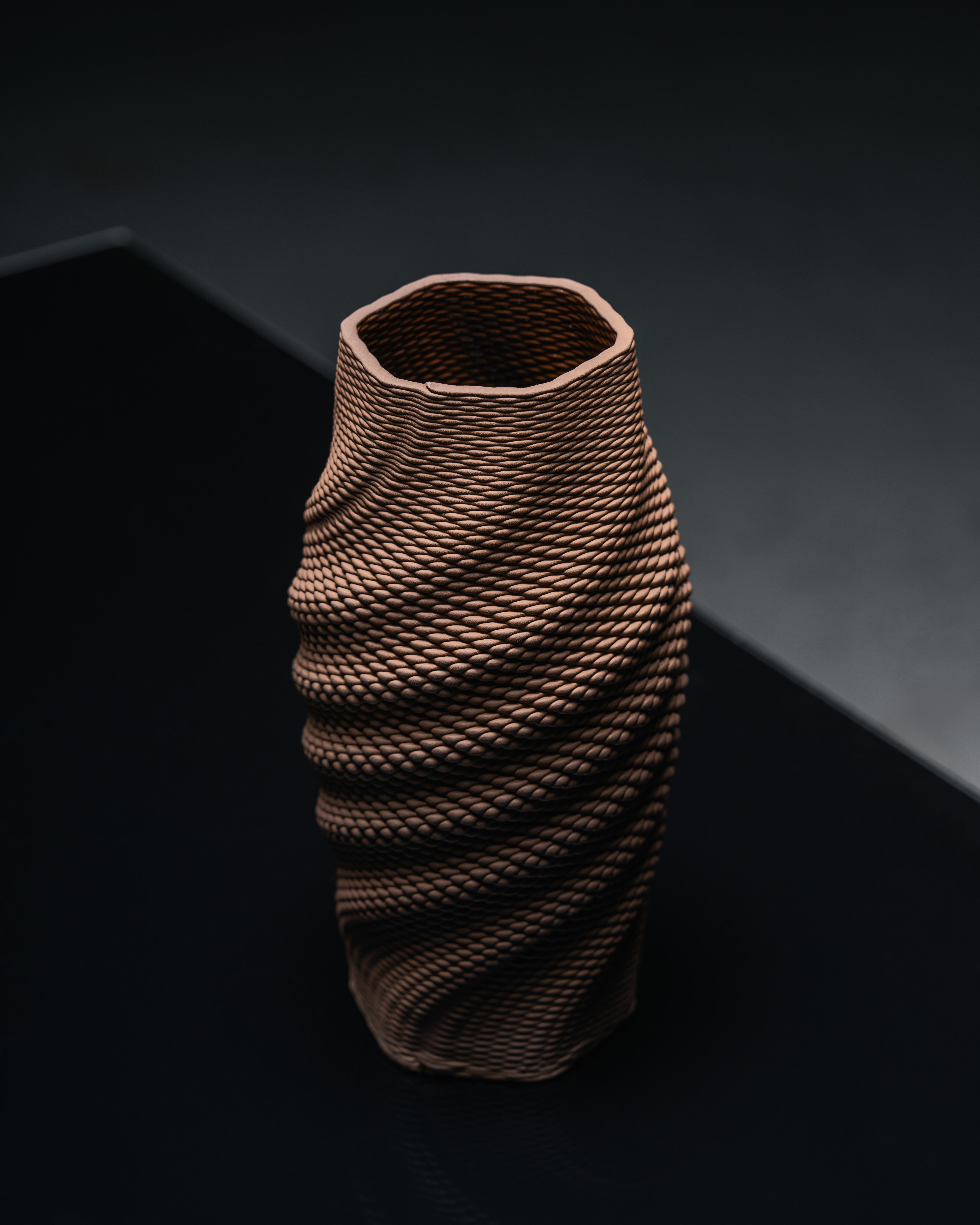 Puncta (Iii) Seramik Vazo-Vazo-Deramic Design-NowShopFun