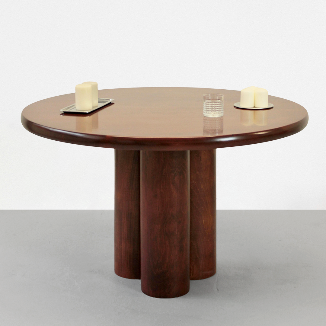 Round Table