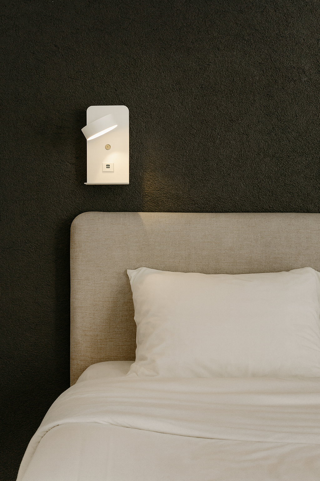 Reading USB -TYPE C Yatak Başı Led Aplik