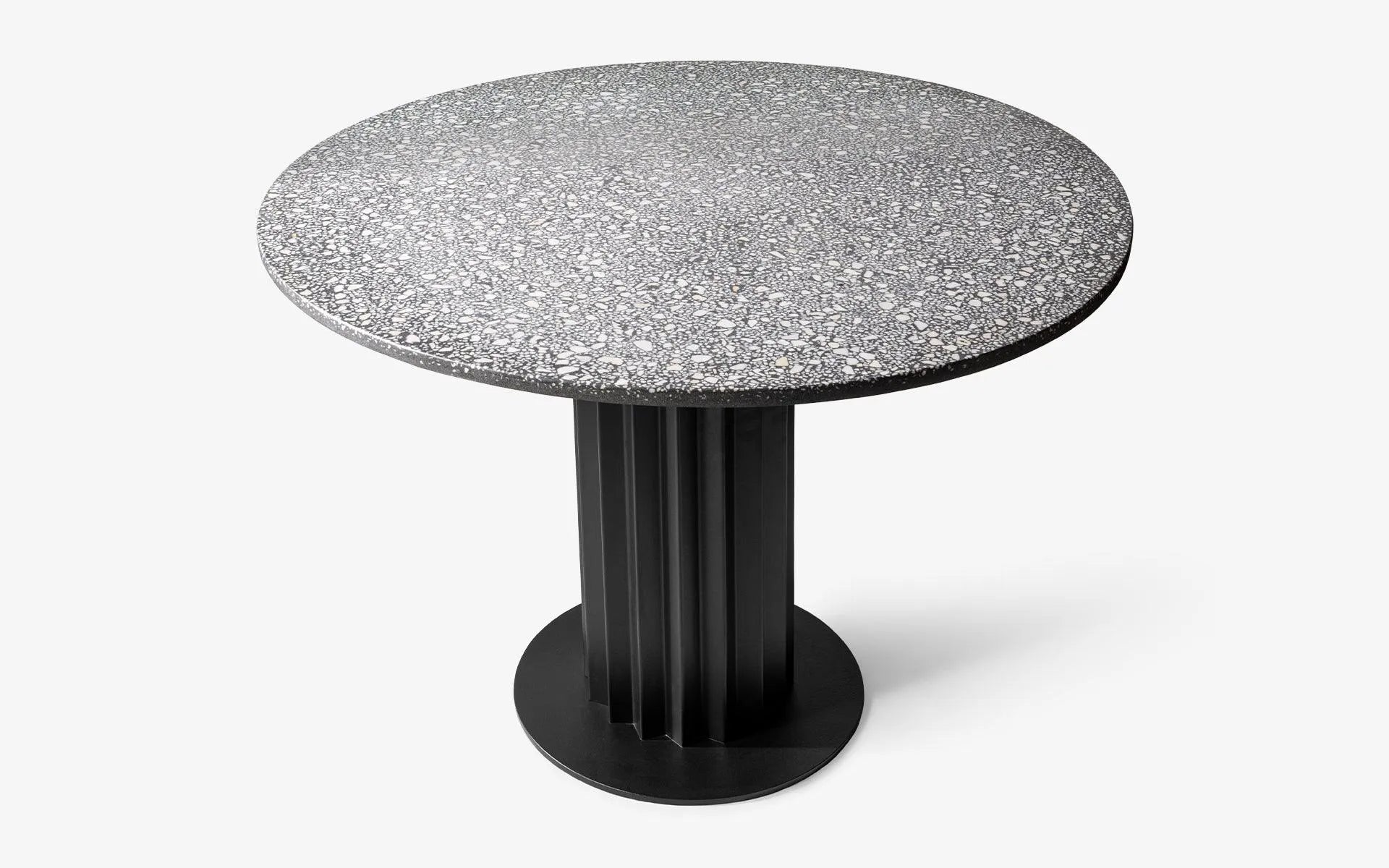 Recalled Yuvarlak Masa Siyah Metal Terrazzo