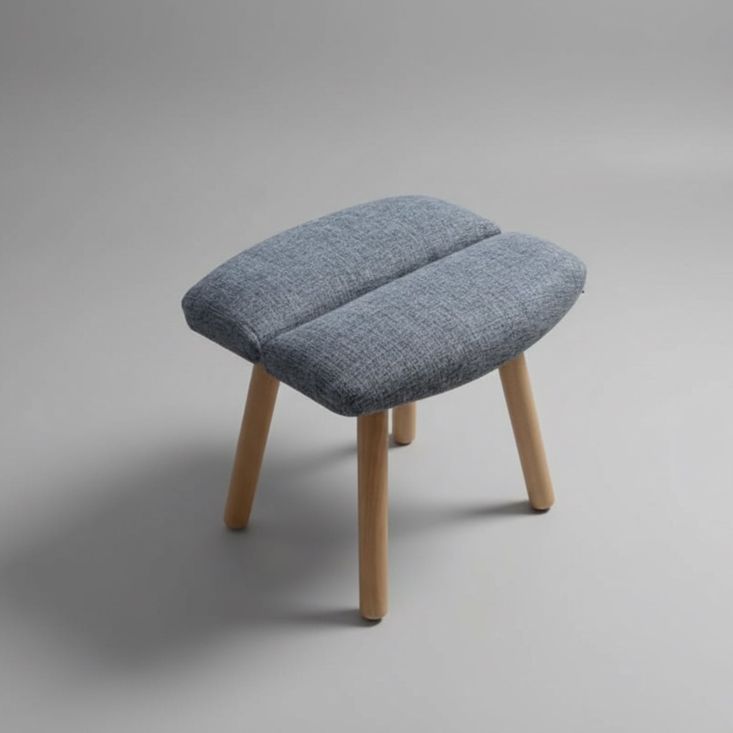 Almond Ceviz Puf Tabure