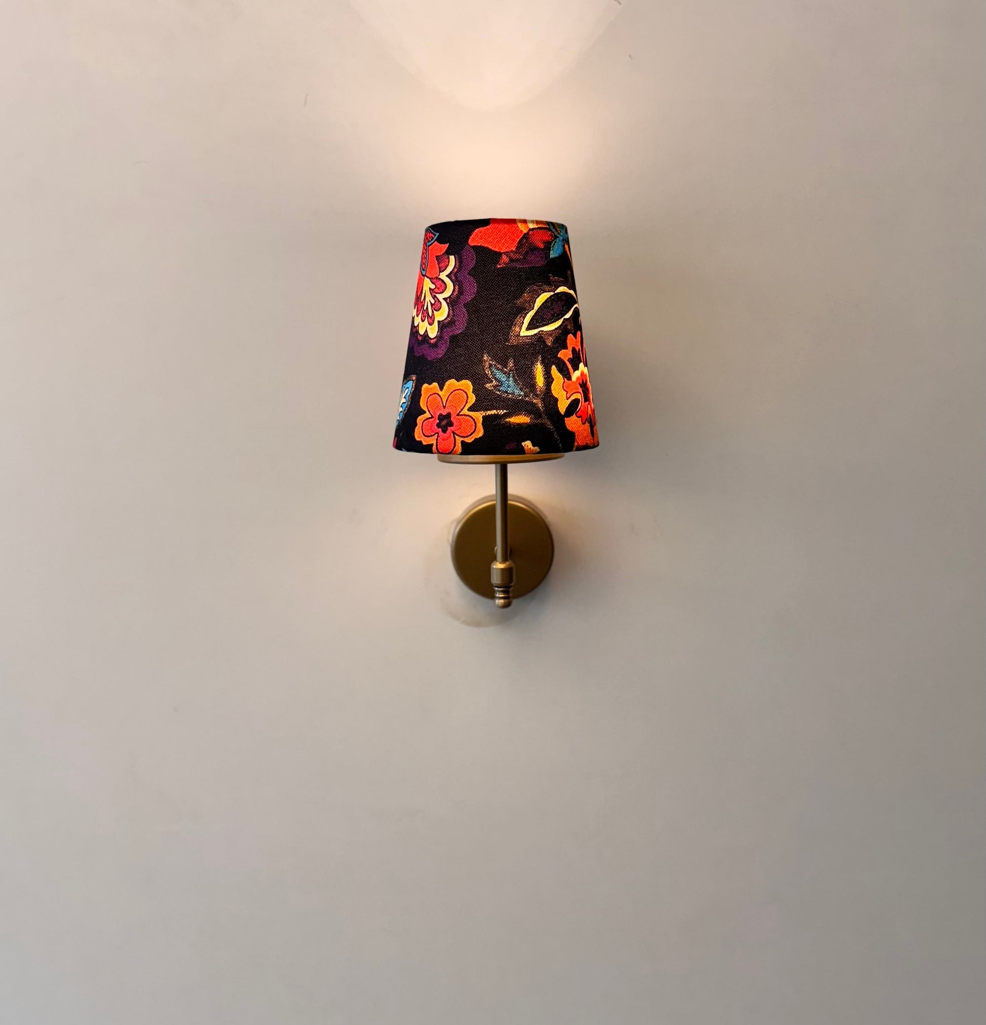 Rhythm Şarjlı Aplik No: 6