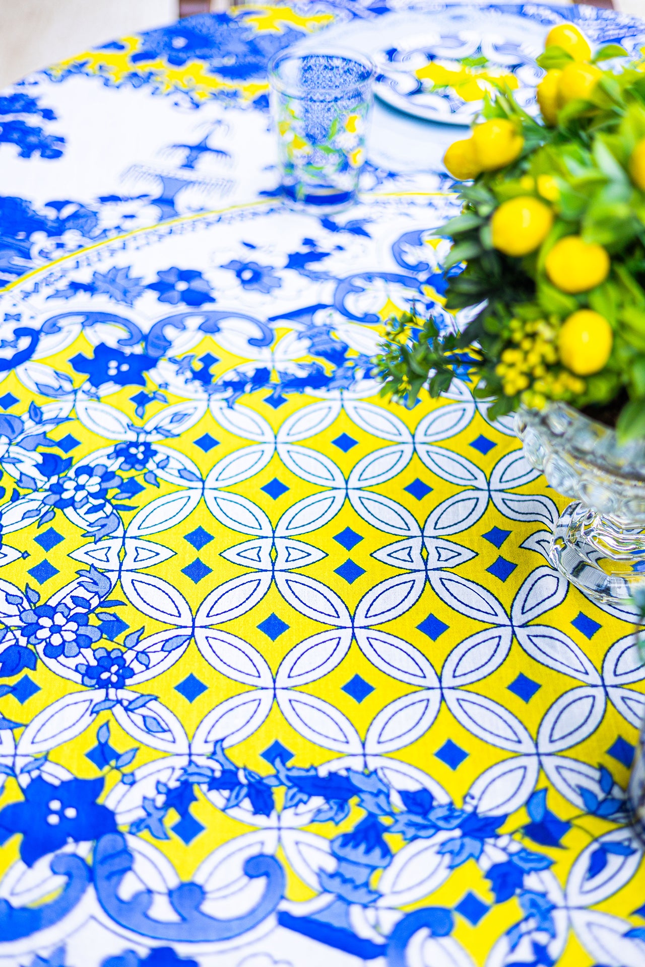 Riviera Masa Örtüsü