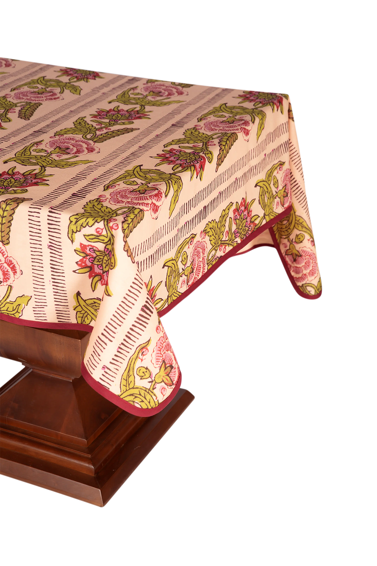 Romantica Masa Örtüsü