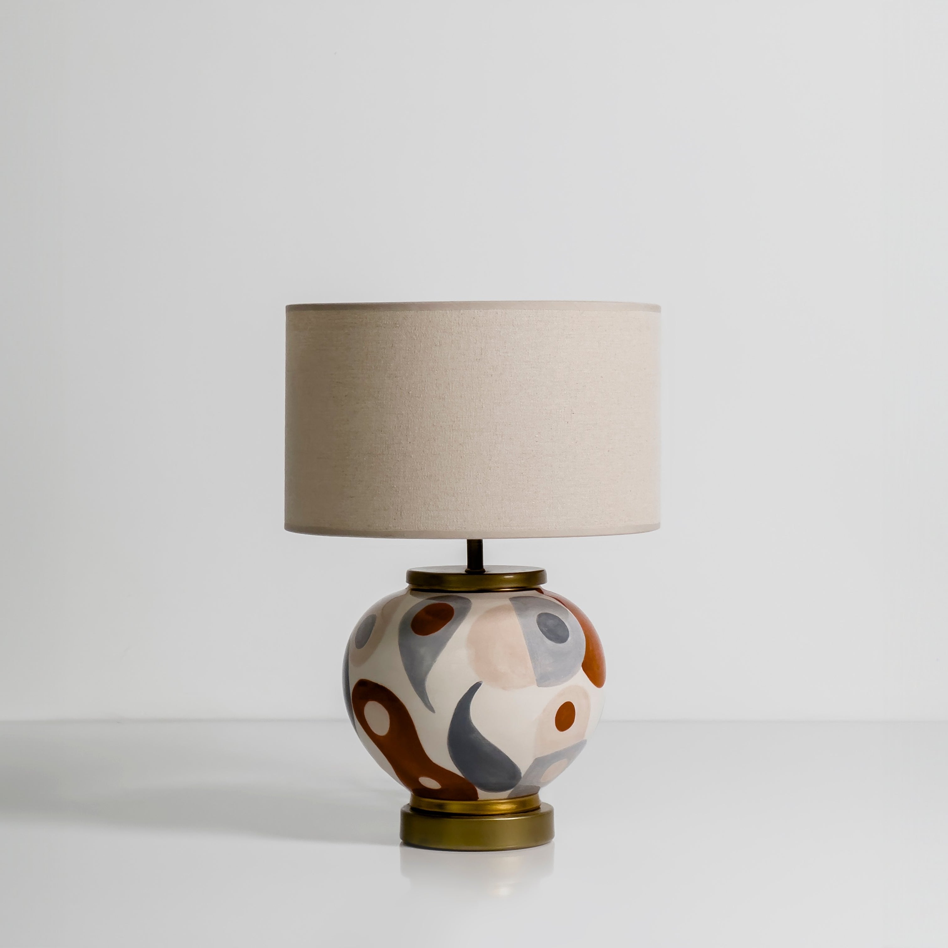 Rory El Yapımı Seramik Abajur Beyaz