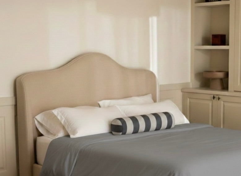 Ruki, Çizgili Kadife Dolgulu Sosis Yastık