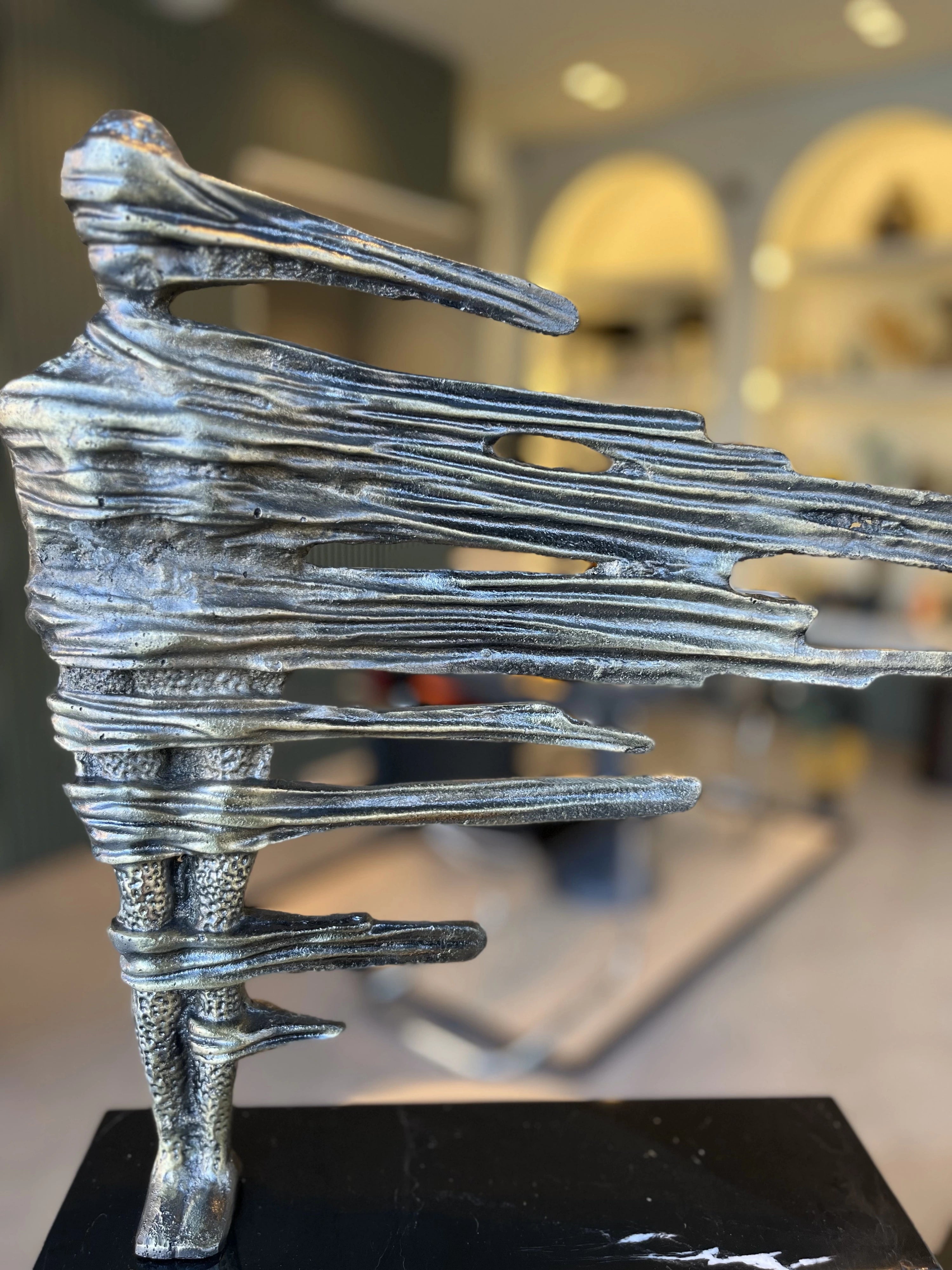 Rüzgar Kadın Heykel