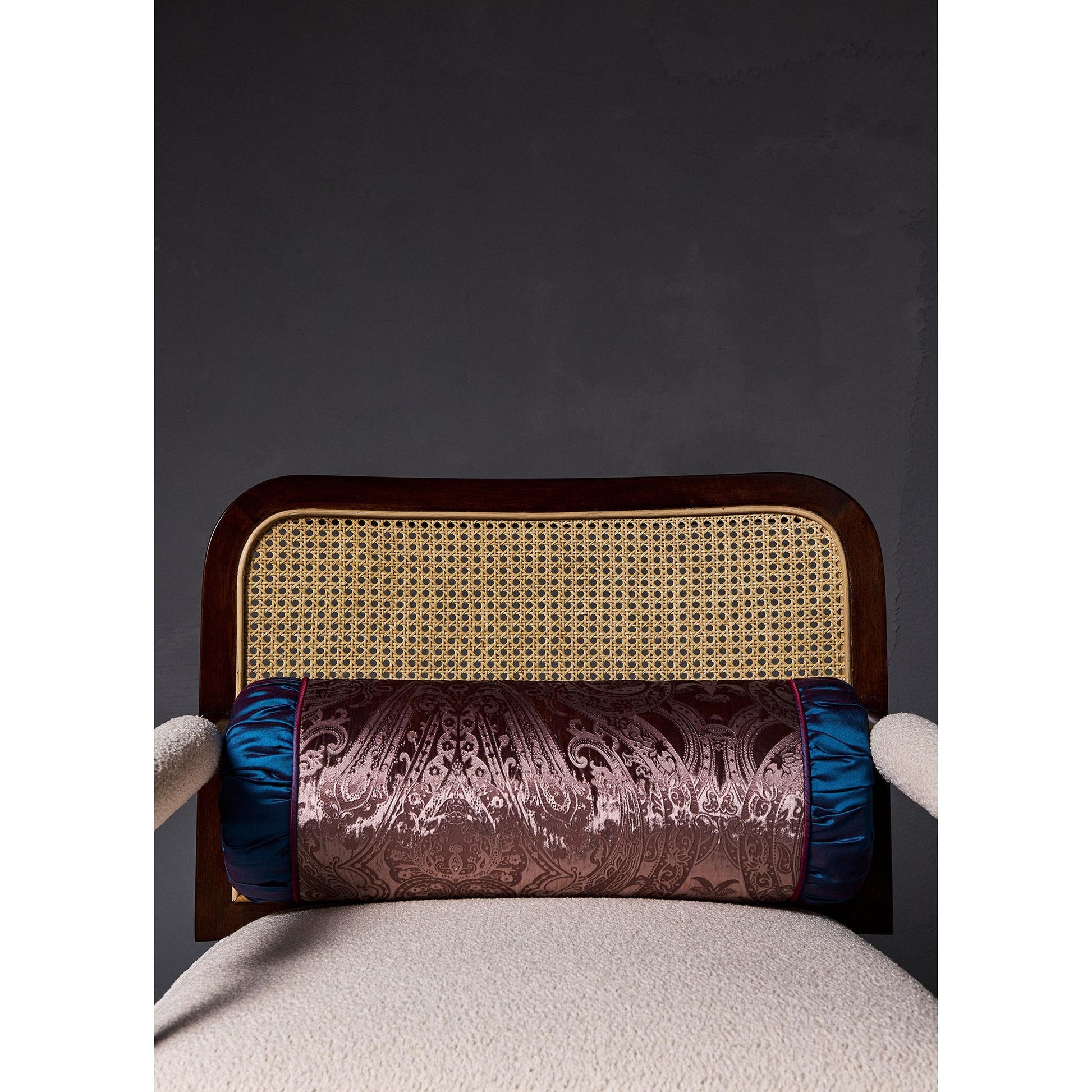 Şal Desenli Mürdüm İpek Kadife Balin Kırlent