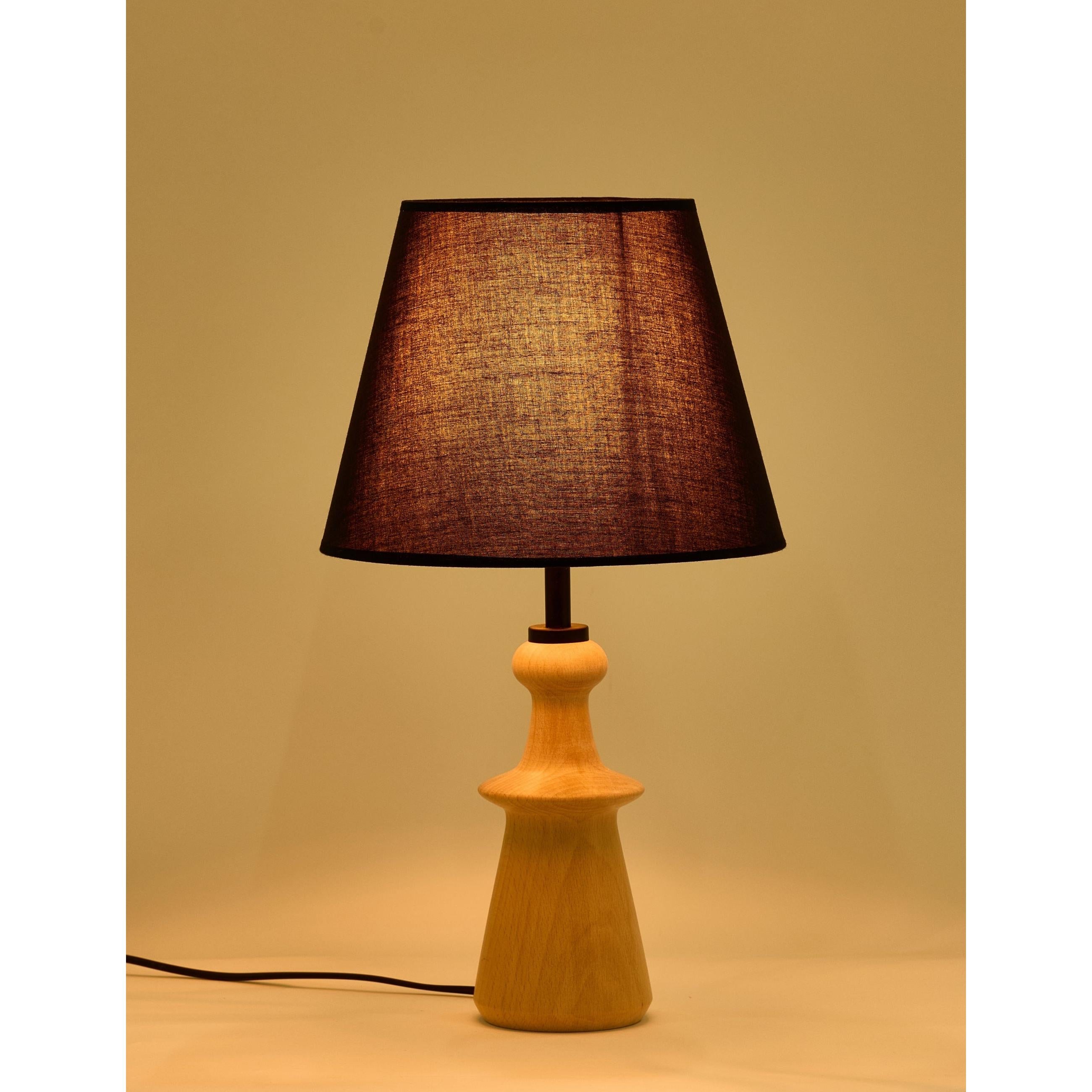 Sandnes Kumaş Şapkalı Ahşap Abajur