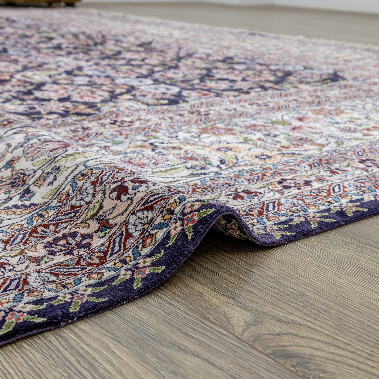 Sariya Serpme Çiçek Motifli İpek Halı 277x359 cm