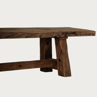 Sedra Bench – geri kazanılmış masif ahşap, yakın plan ahşap doku ve işçilik detayı | Woodyworkz