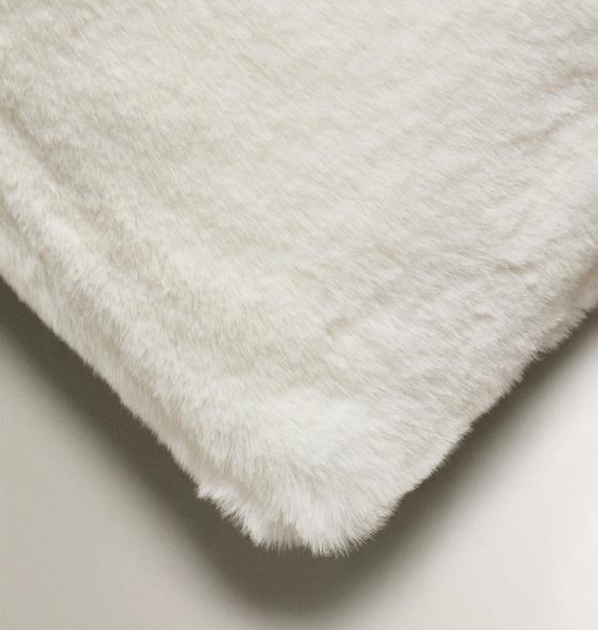 Seth Suni Kürk Kırlent Kılıfı